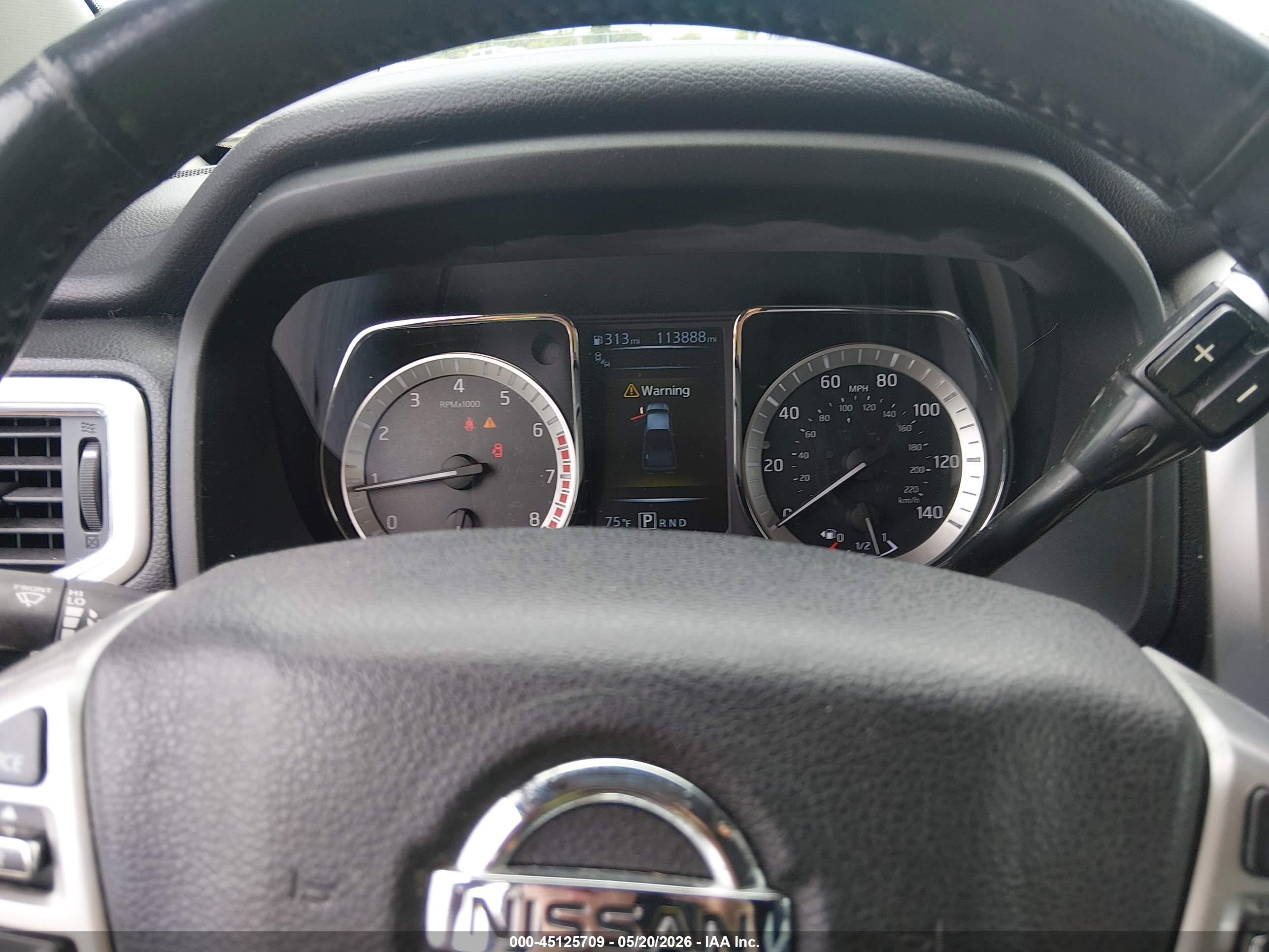 NISSAN TITAN image 7