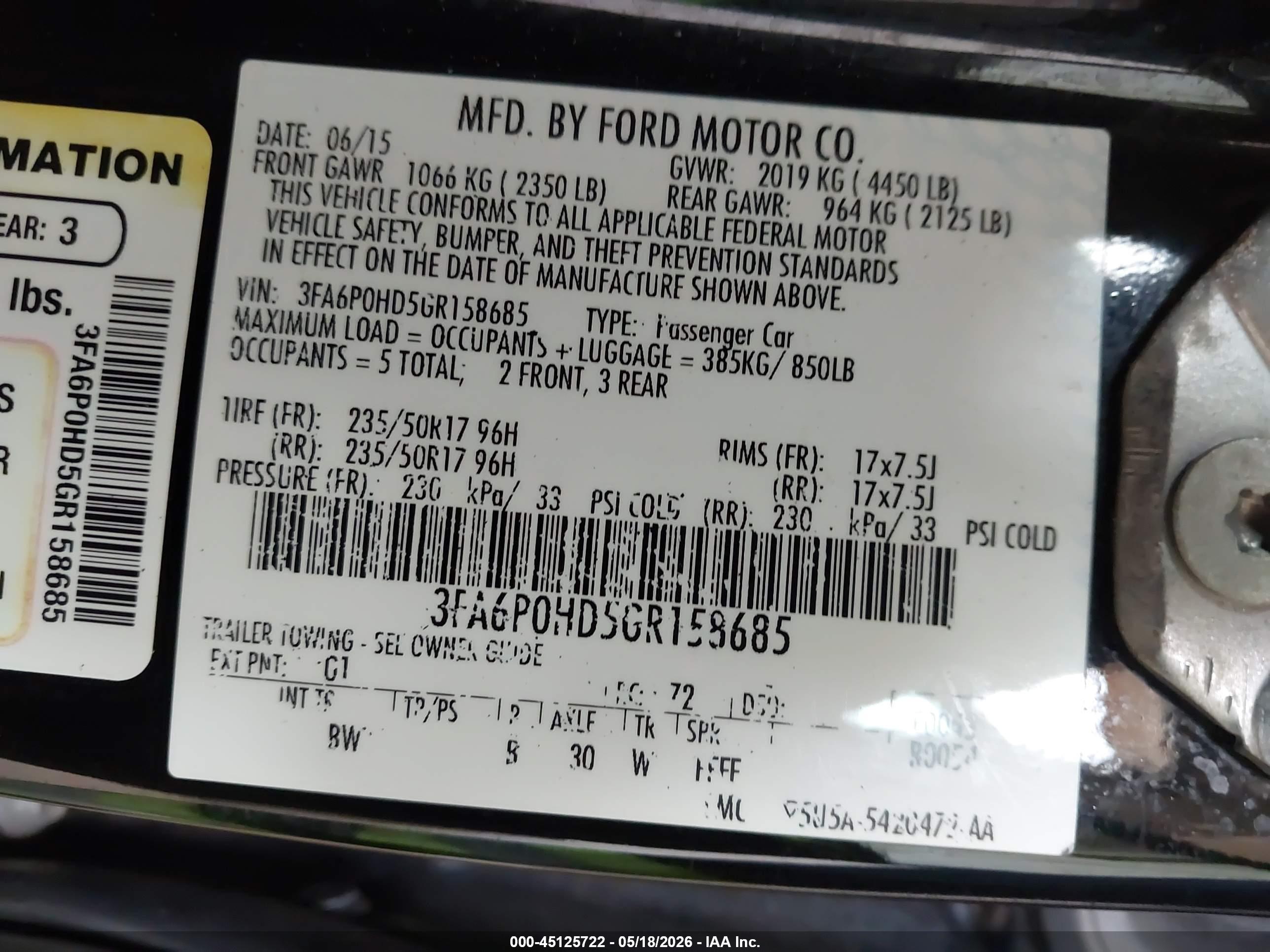 FORD FUSION image 9