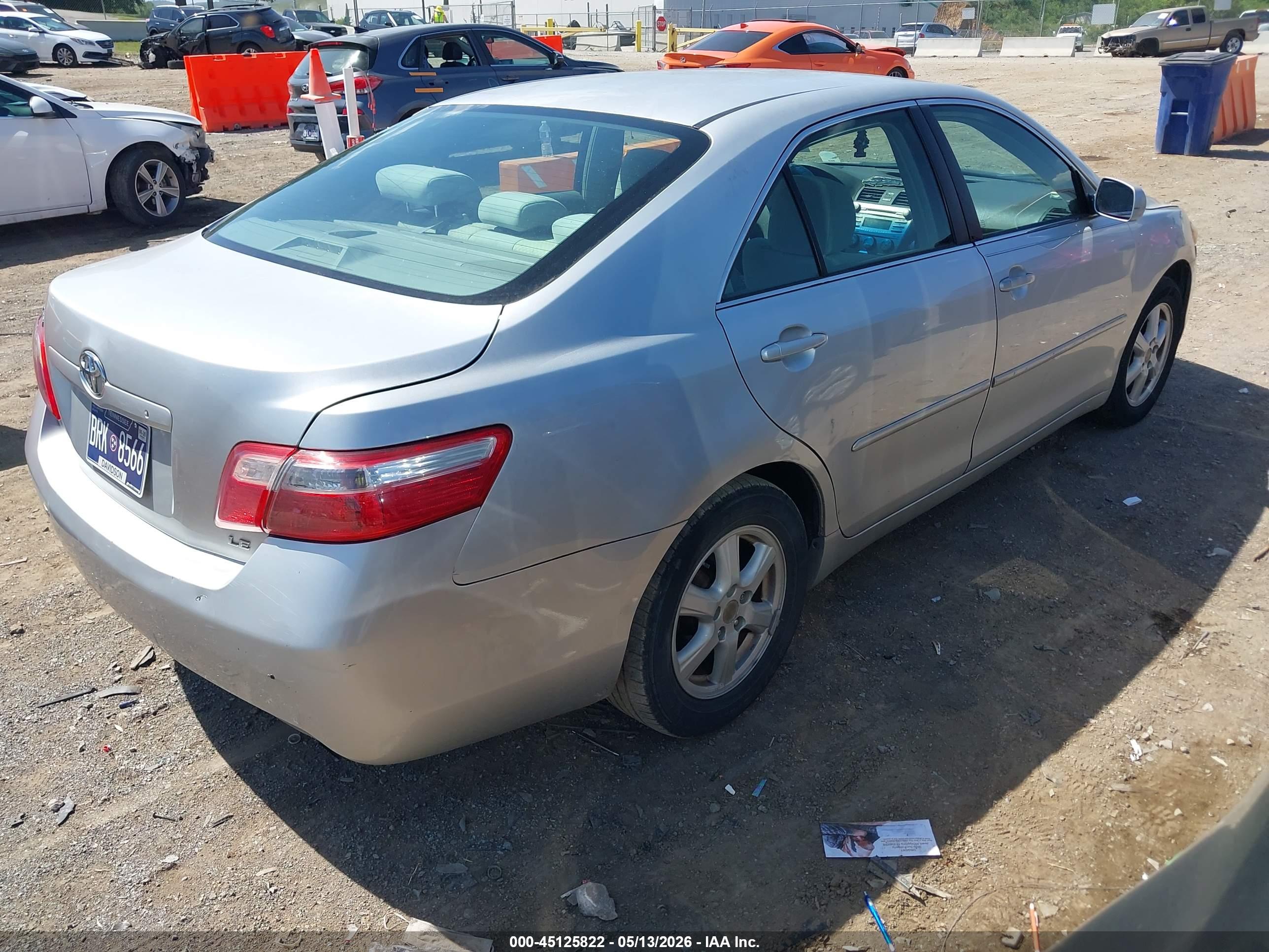 TOYOTA CAMRY image 4