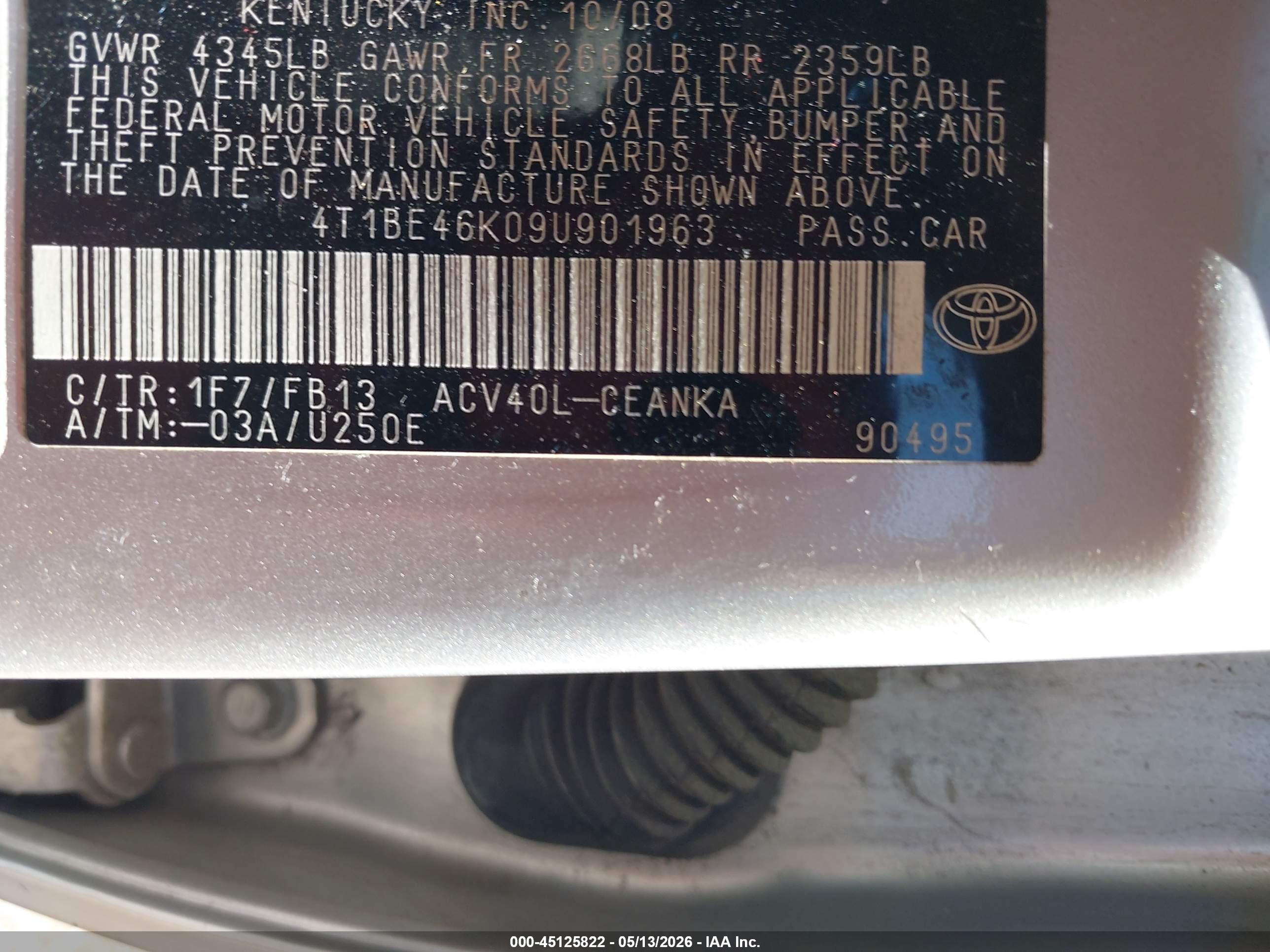 TOYOTA CAMRY image 9
