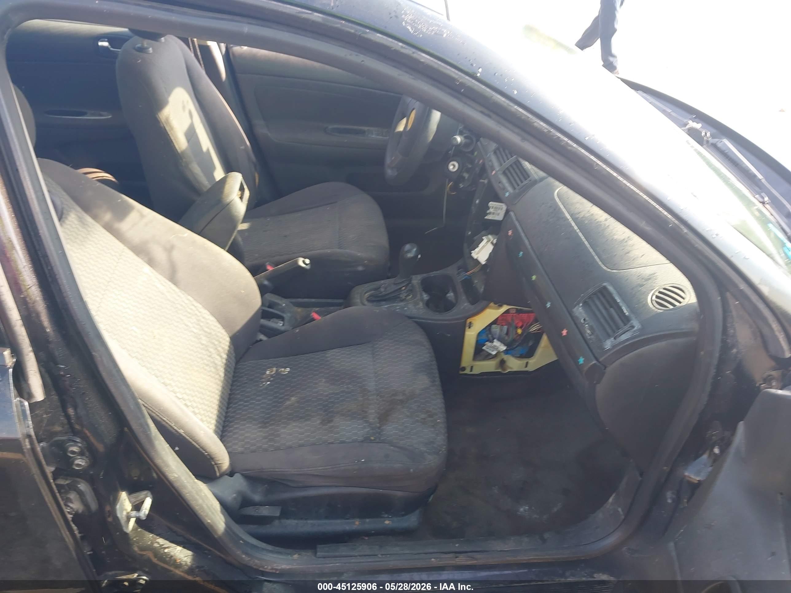 CHEVROLET COBALT image 5