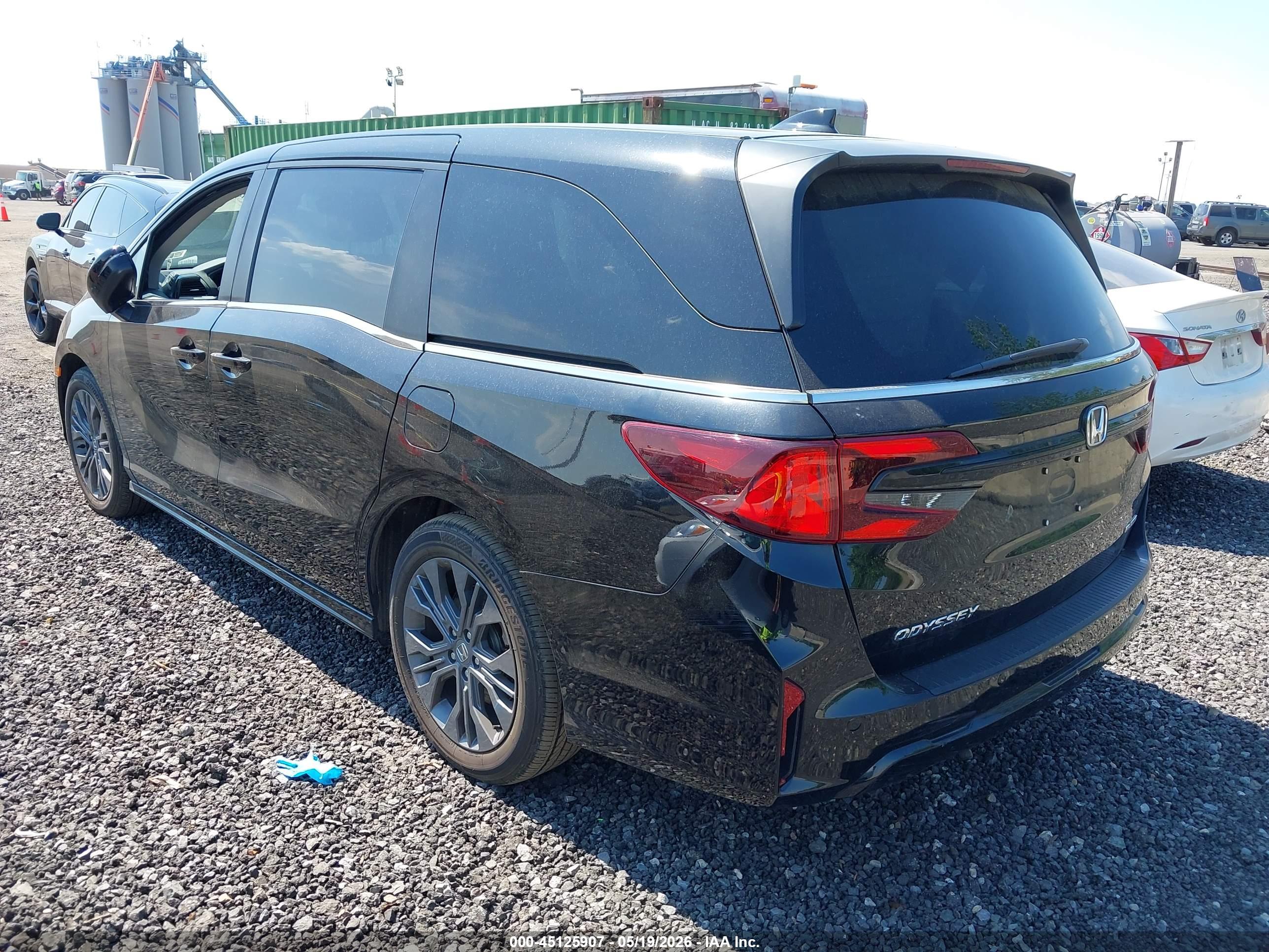 HONDA ODYSSEY image 3