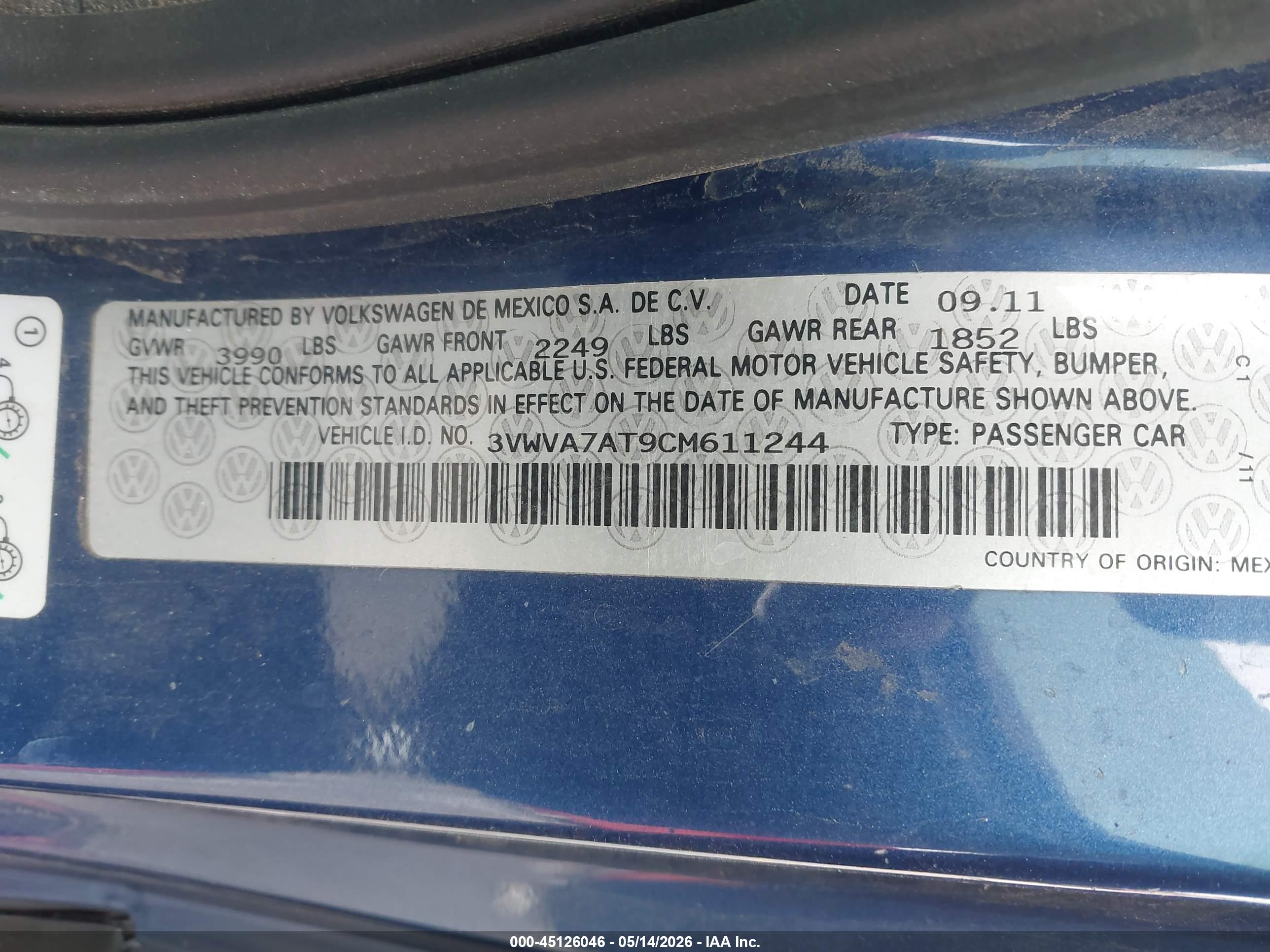 VOLKSWAGEN BEETLE image 9