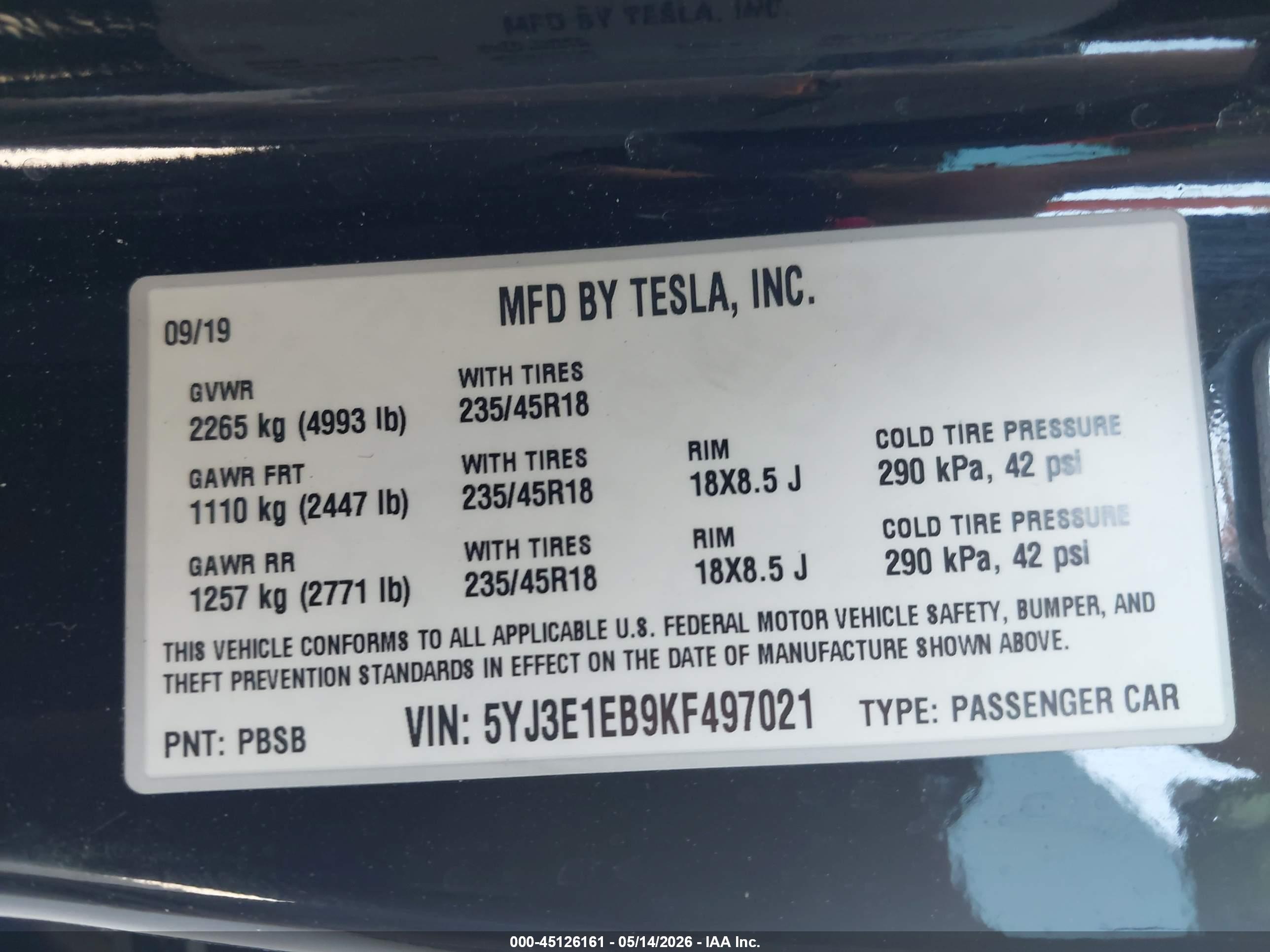 TESLA MODEL image 9