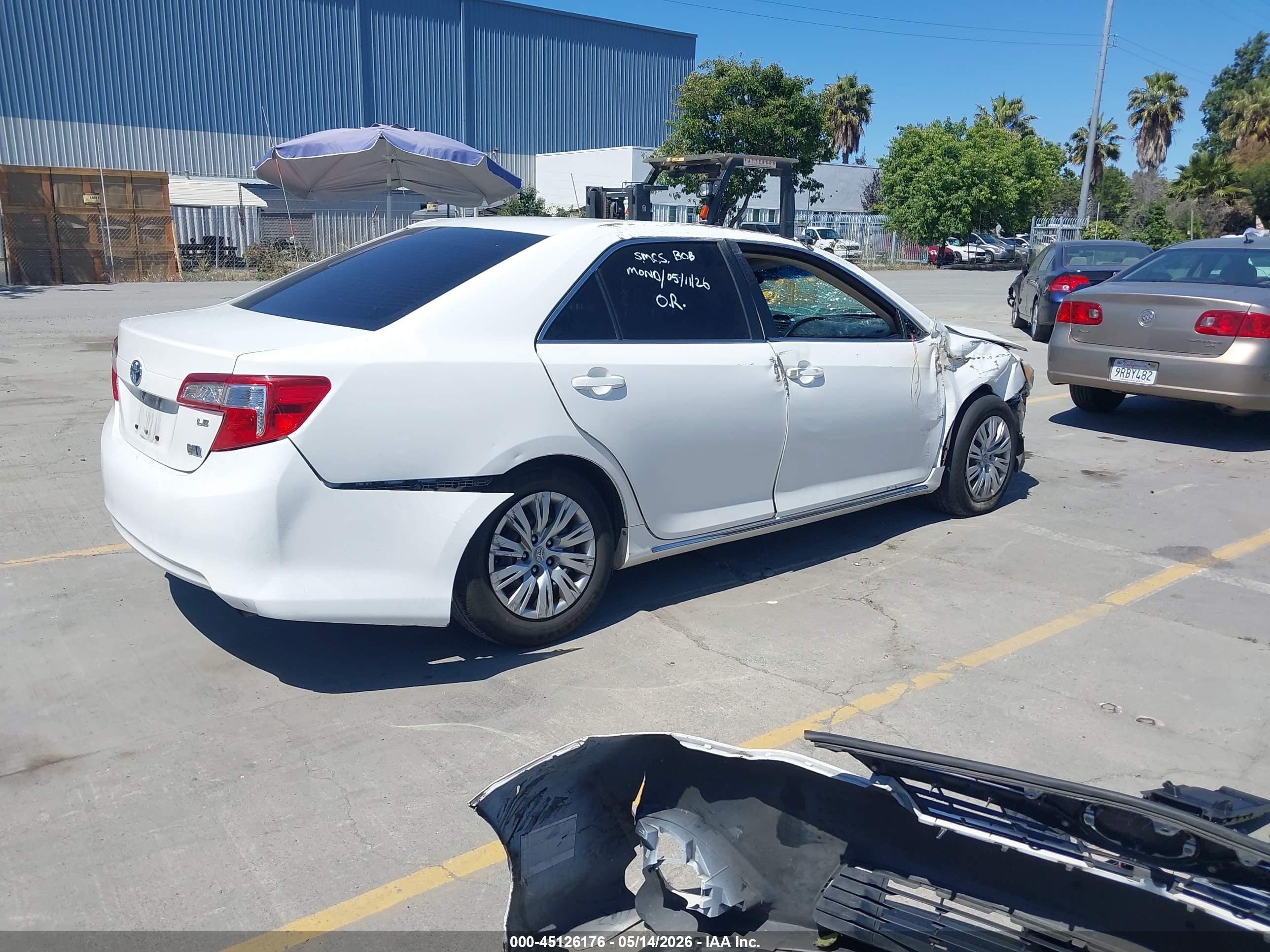 TOYOTA CAMRY image 4