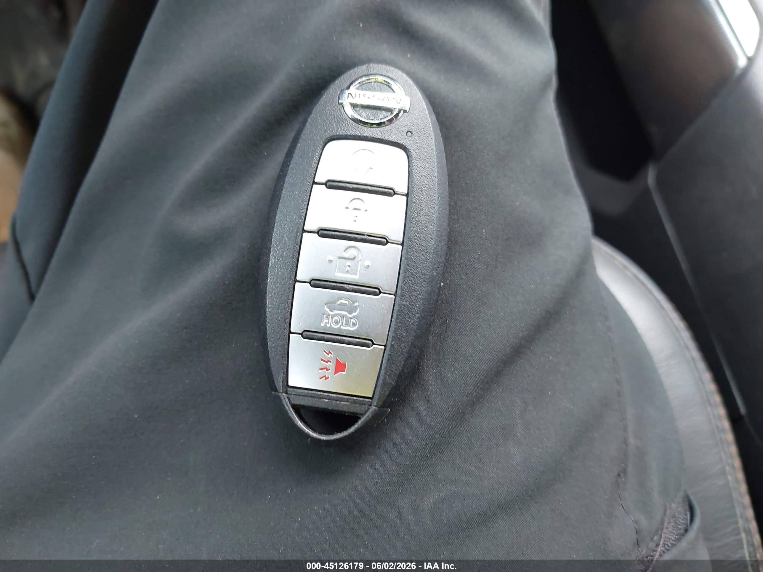 NISSAN ALTIMA image 11