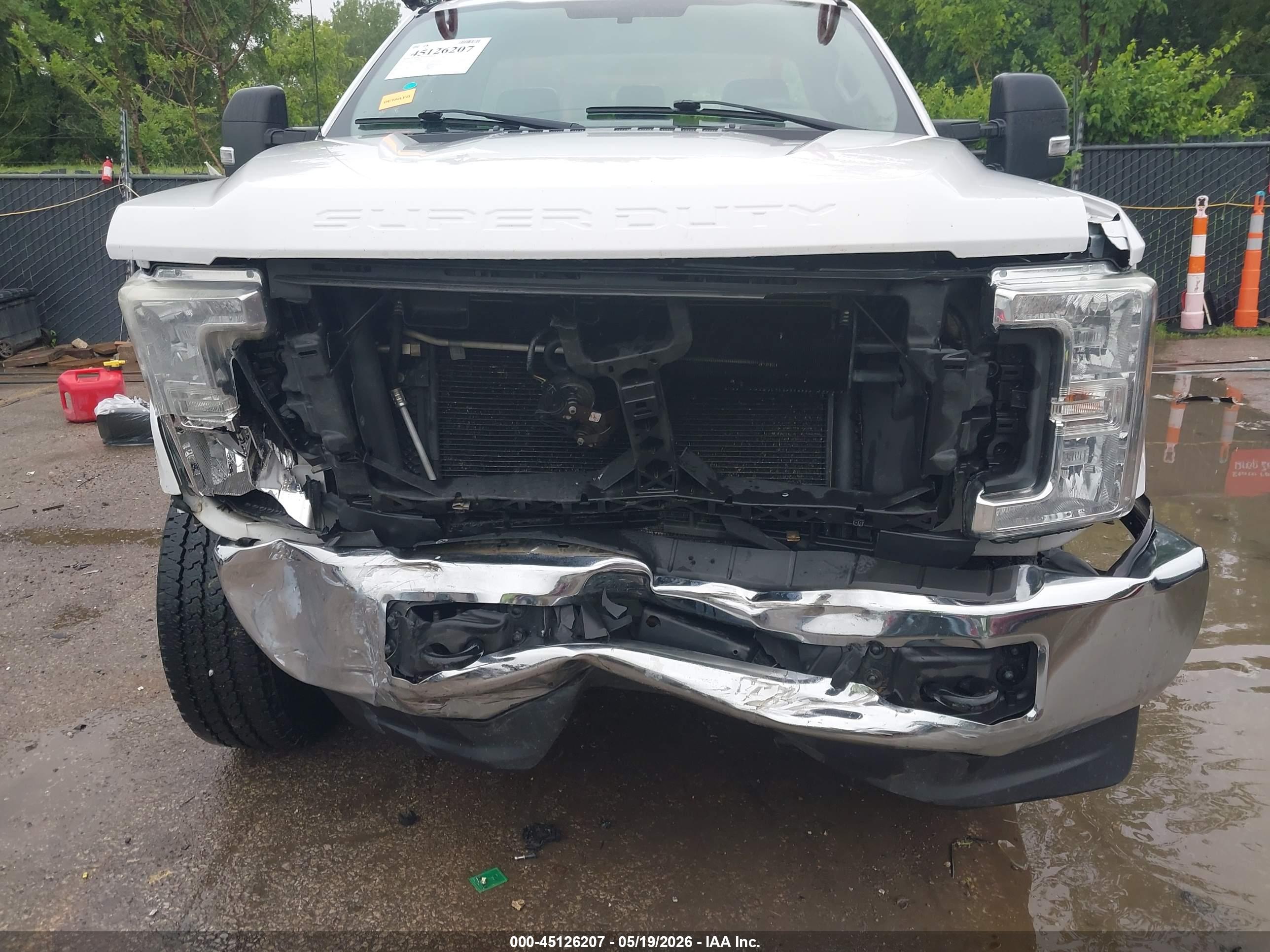 FORD F-250 image 6