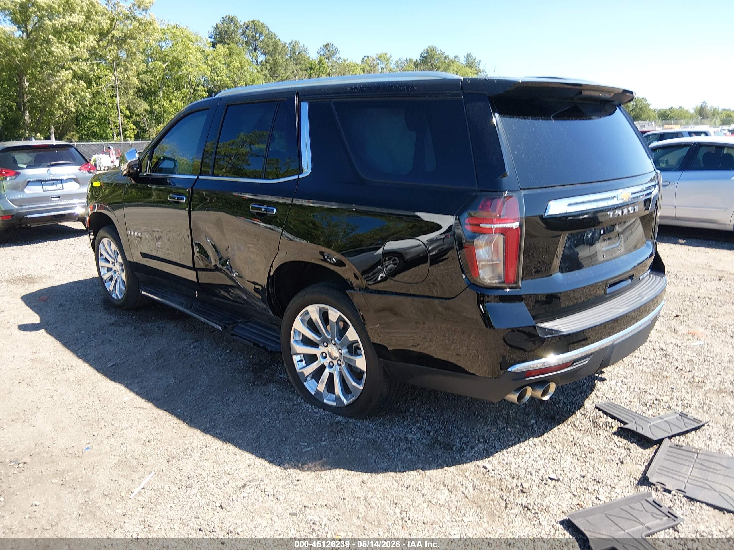 CHEVROLET TAHOE image 3