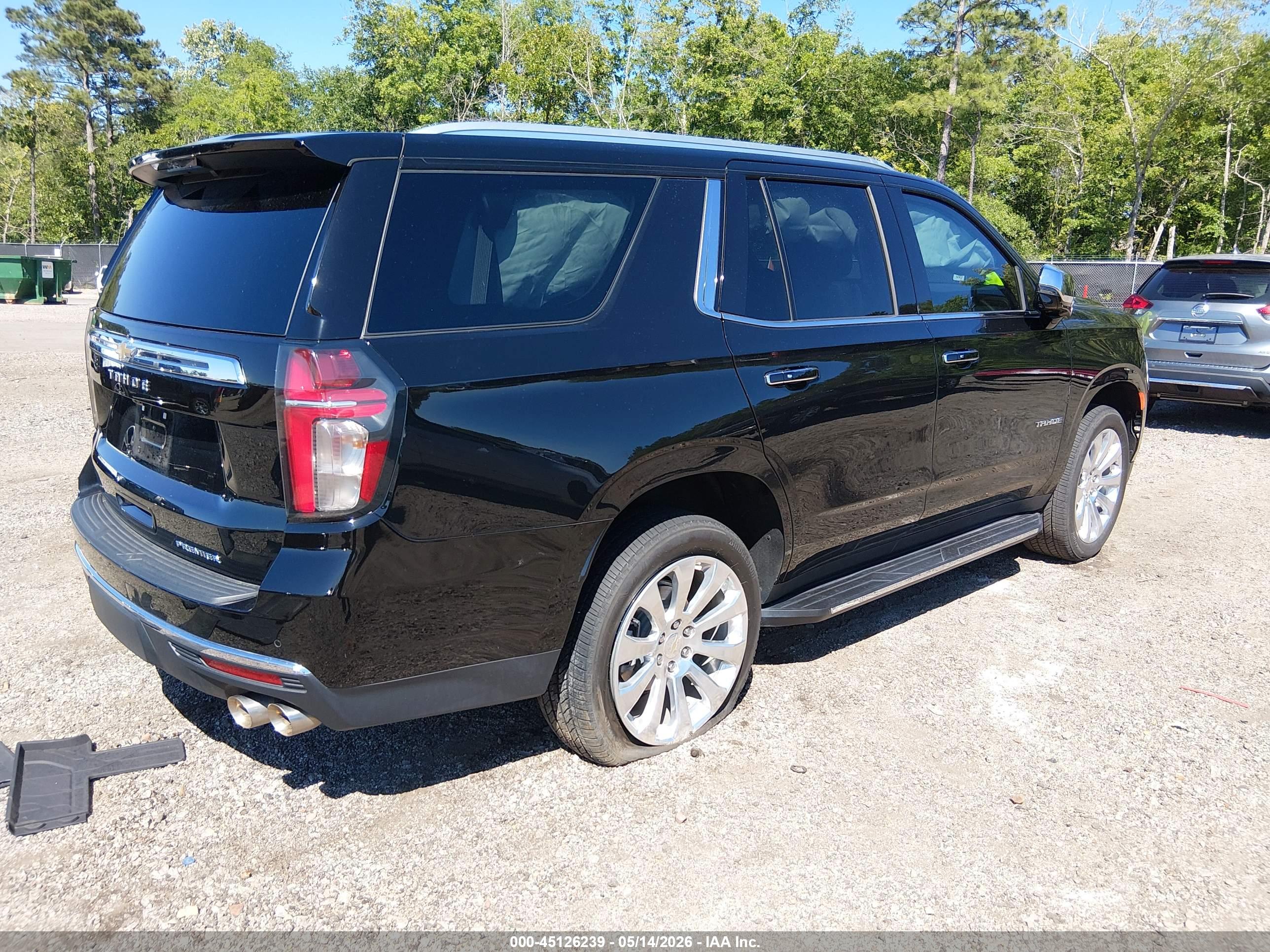 CHEVROLET TAHOE image 4
