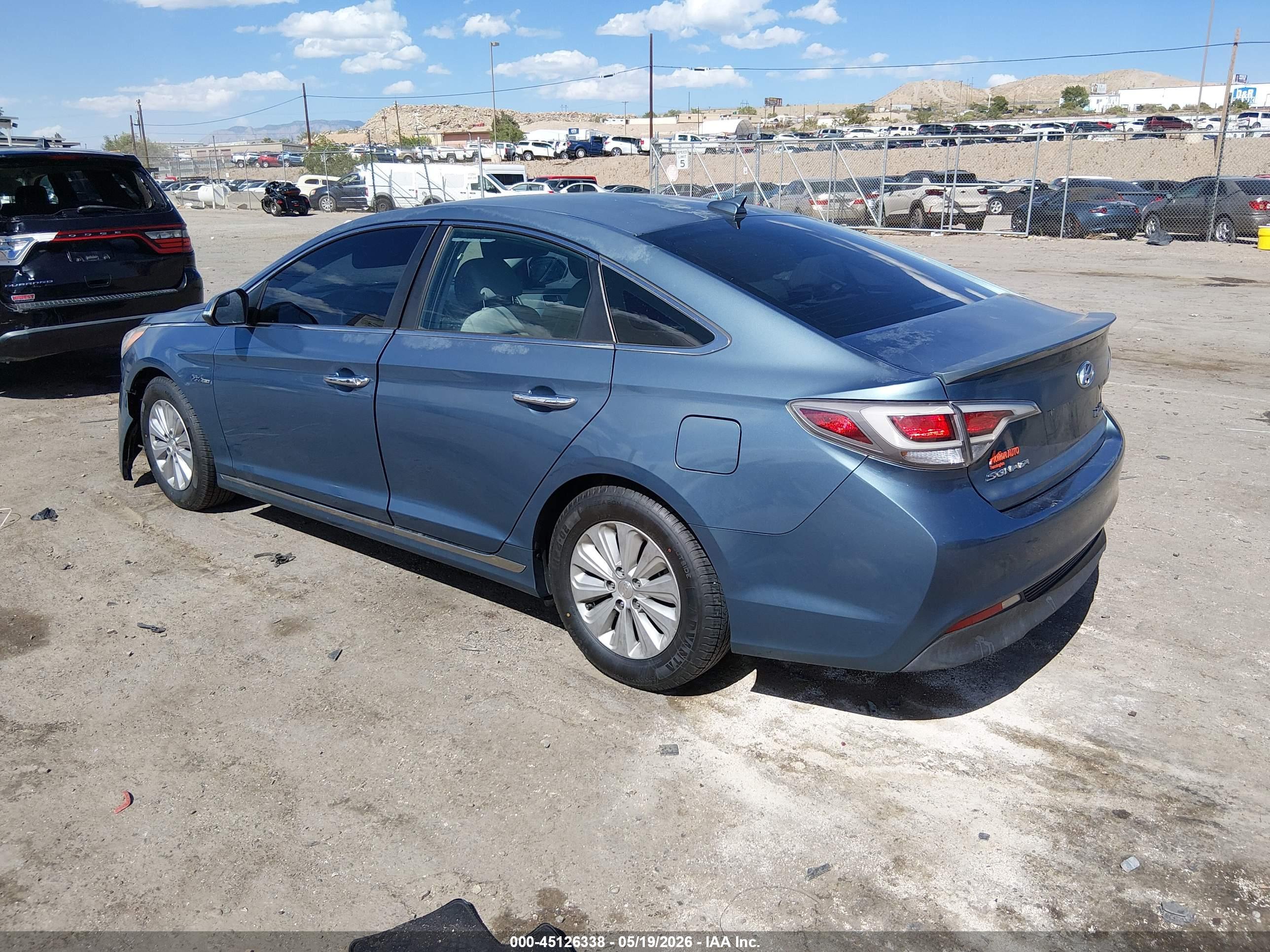 HYUNDAI SONATA image 3