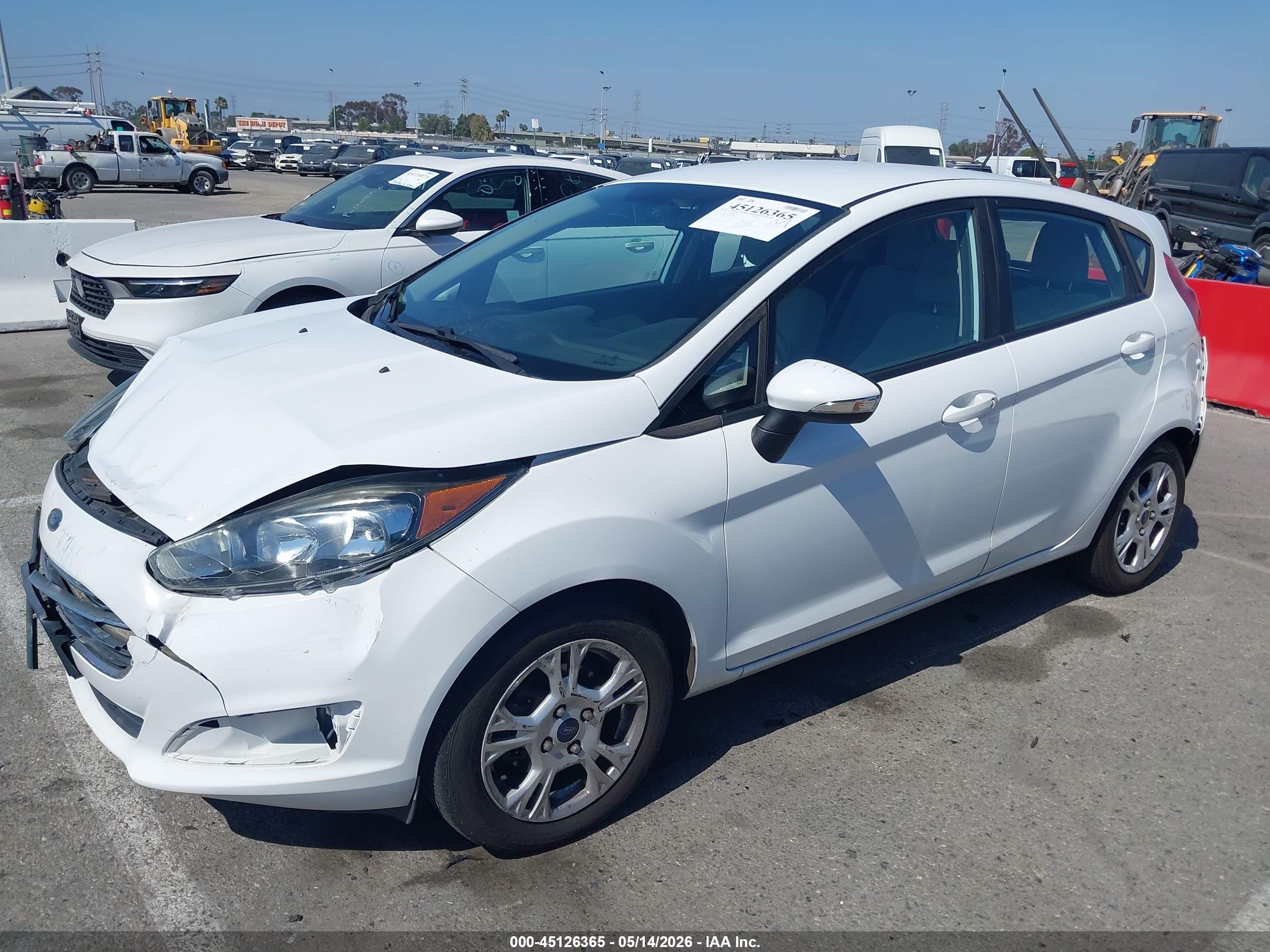 FORD FIESTA image 2
