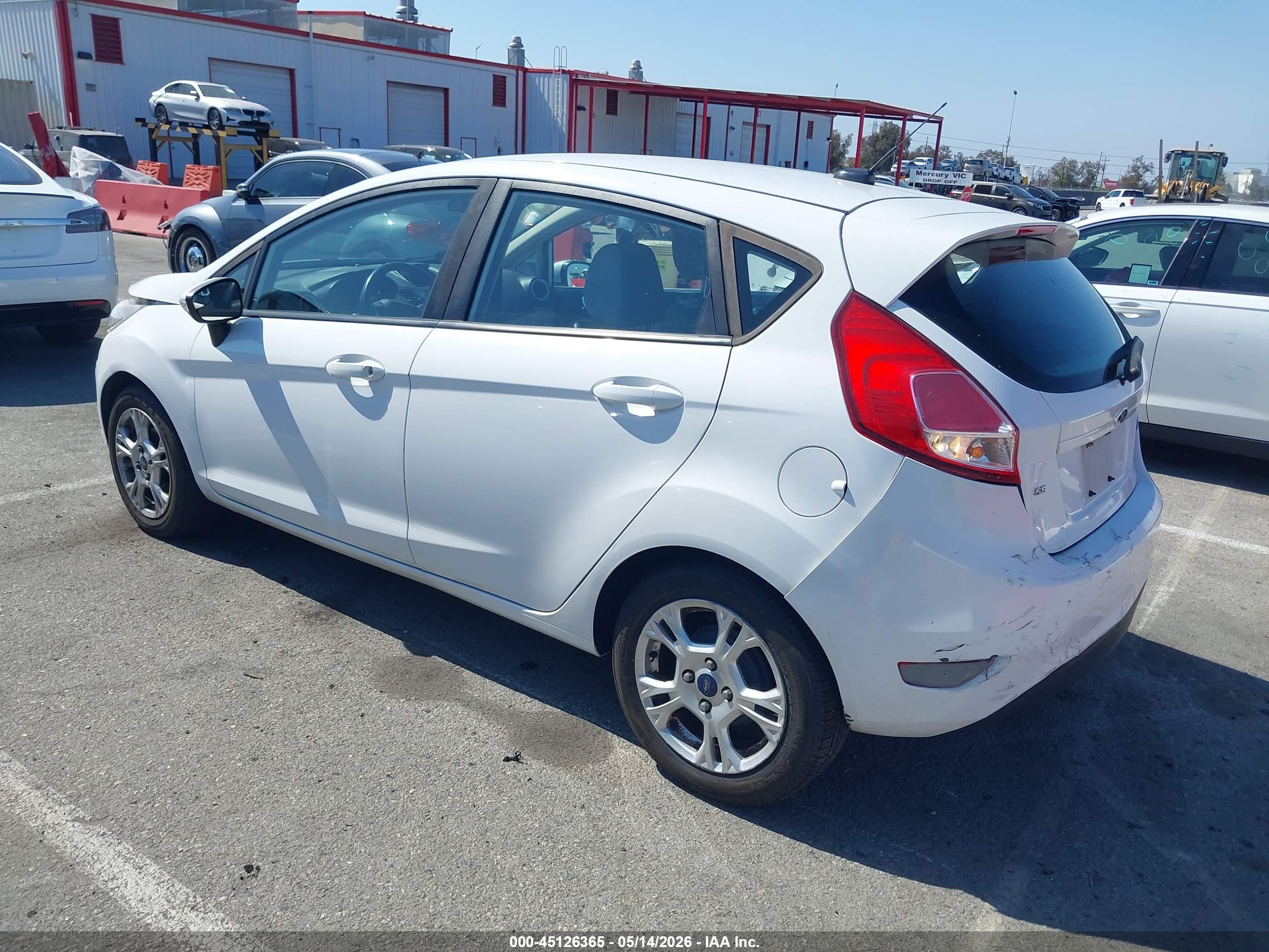 FORD FIESTA image 3