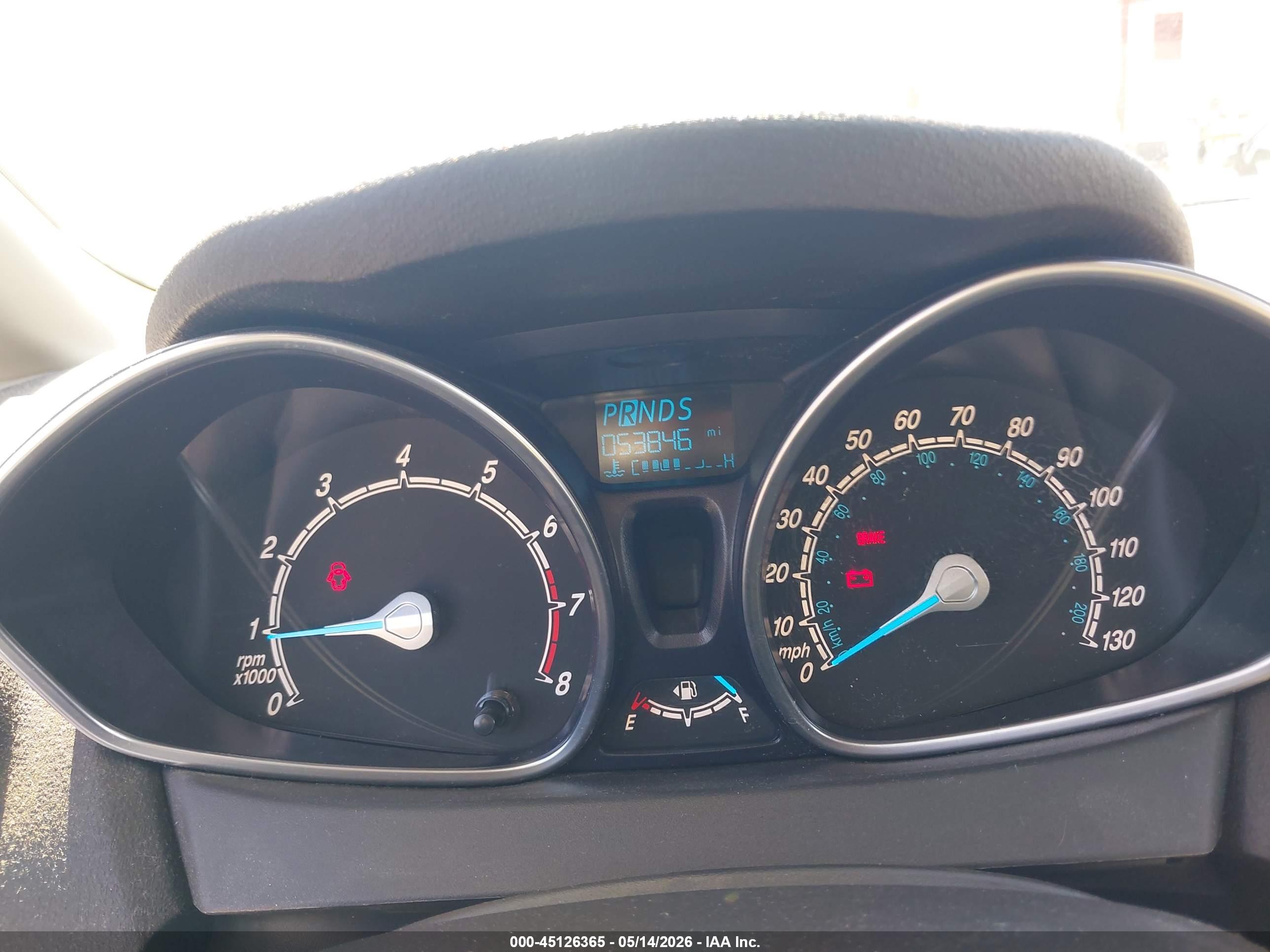 FORD FIESTA image 7