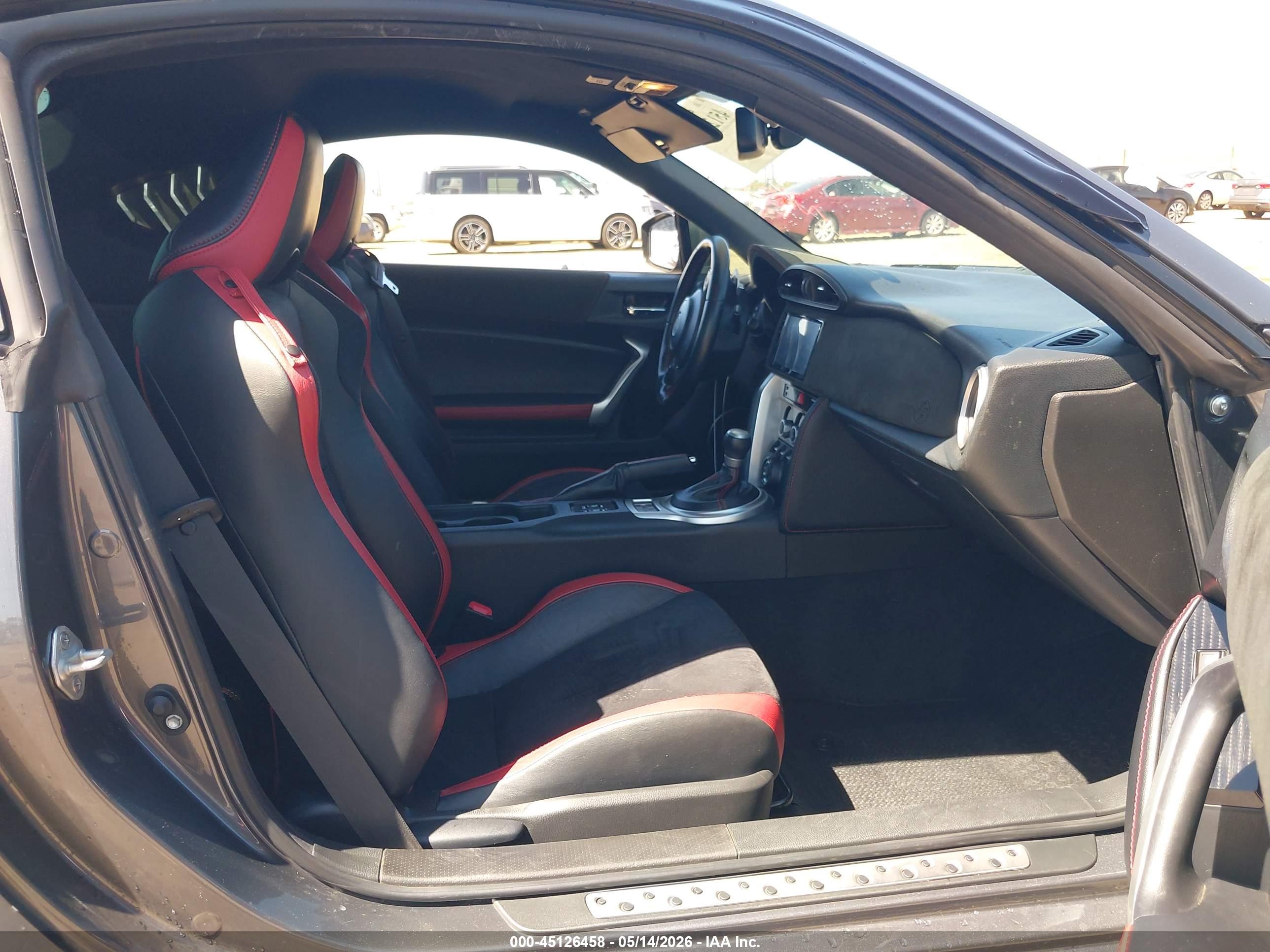 TOYOTA 86 image 5