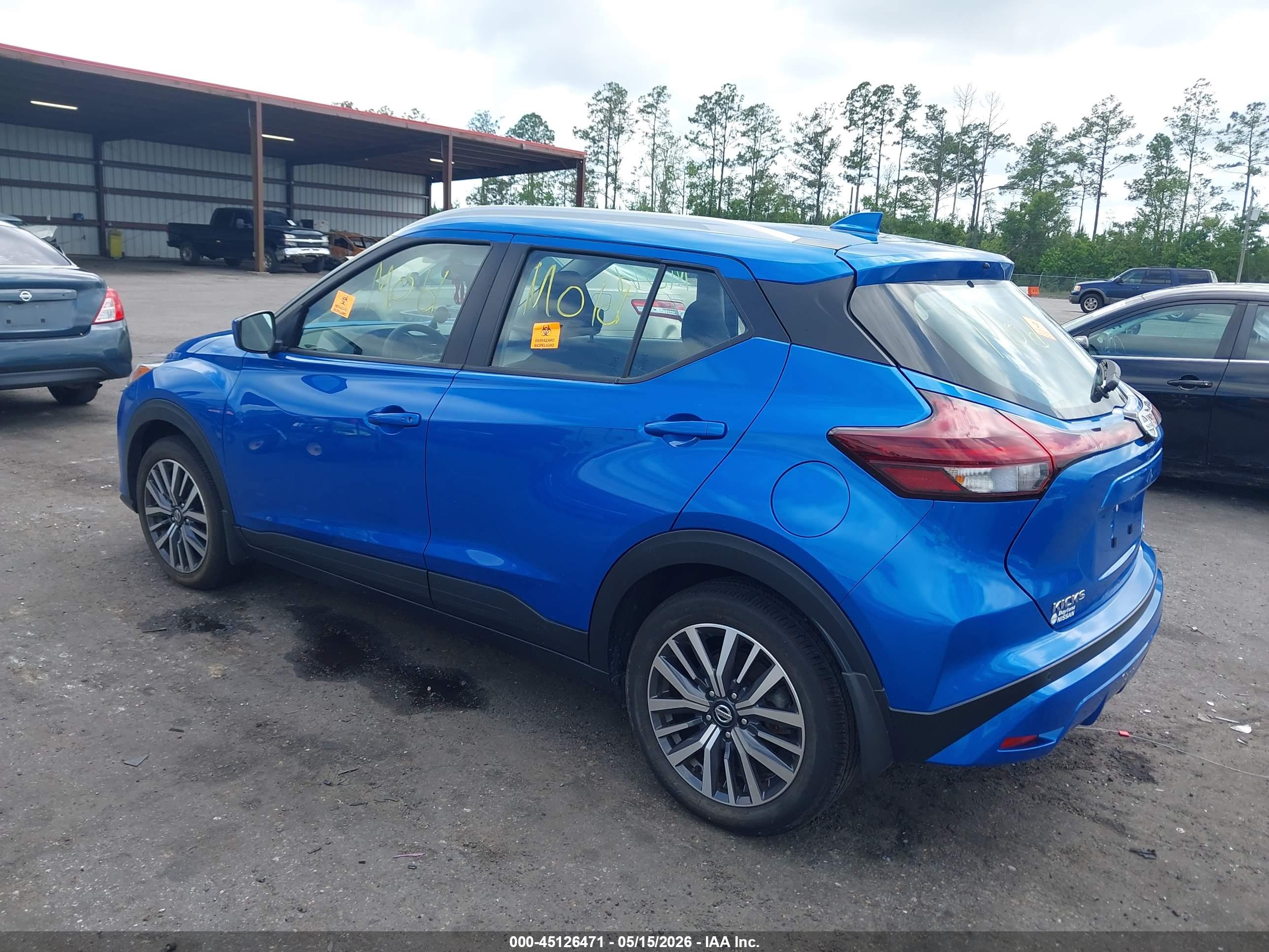 NISSAN KICKS image 3