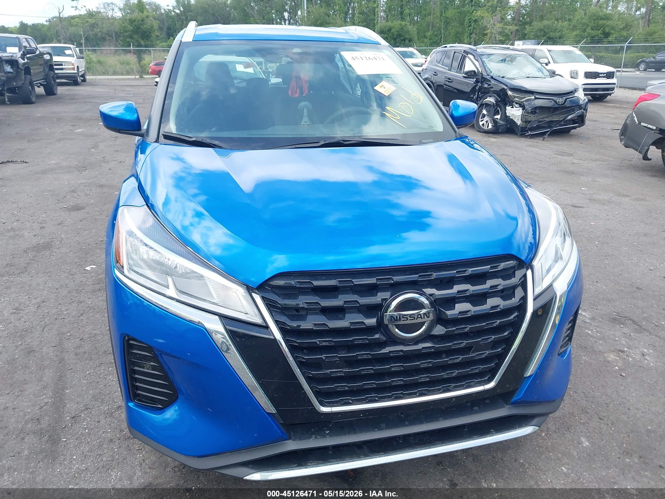 NISSAN KICKS image 6