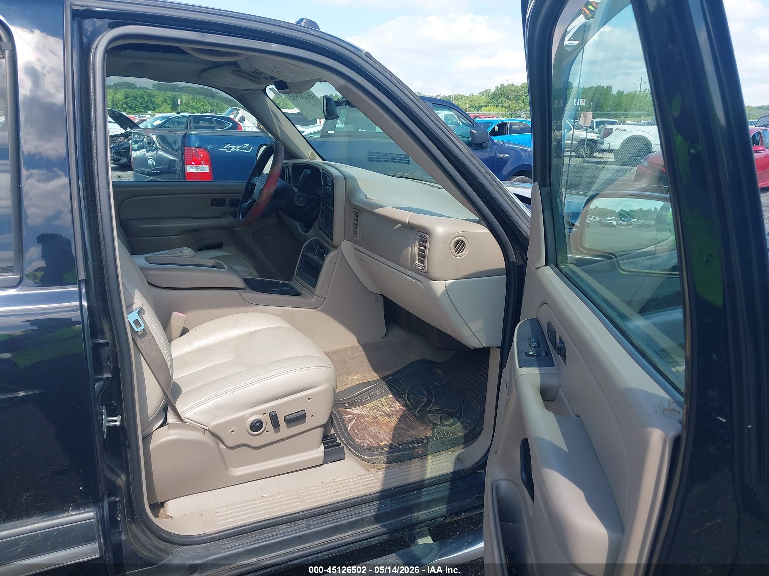 CHEVROLET AVALANCHE image 5