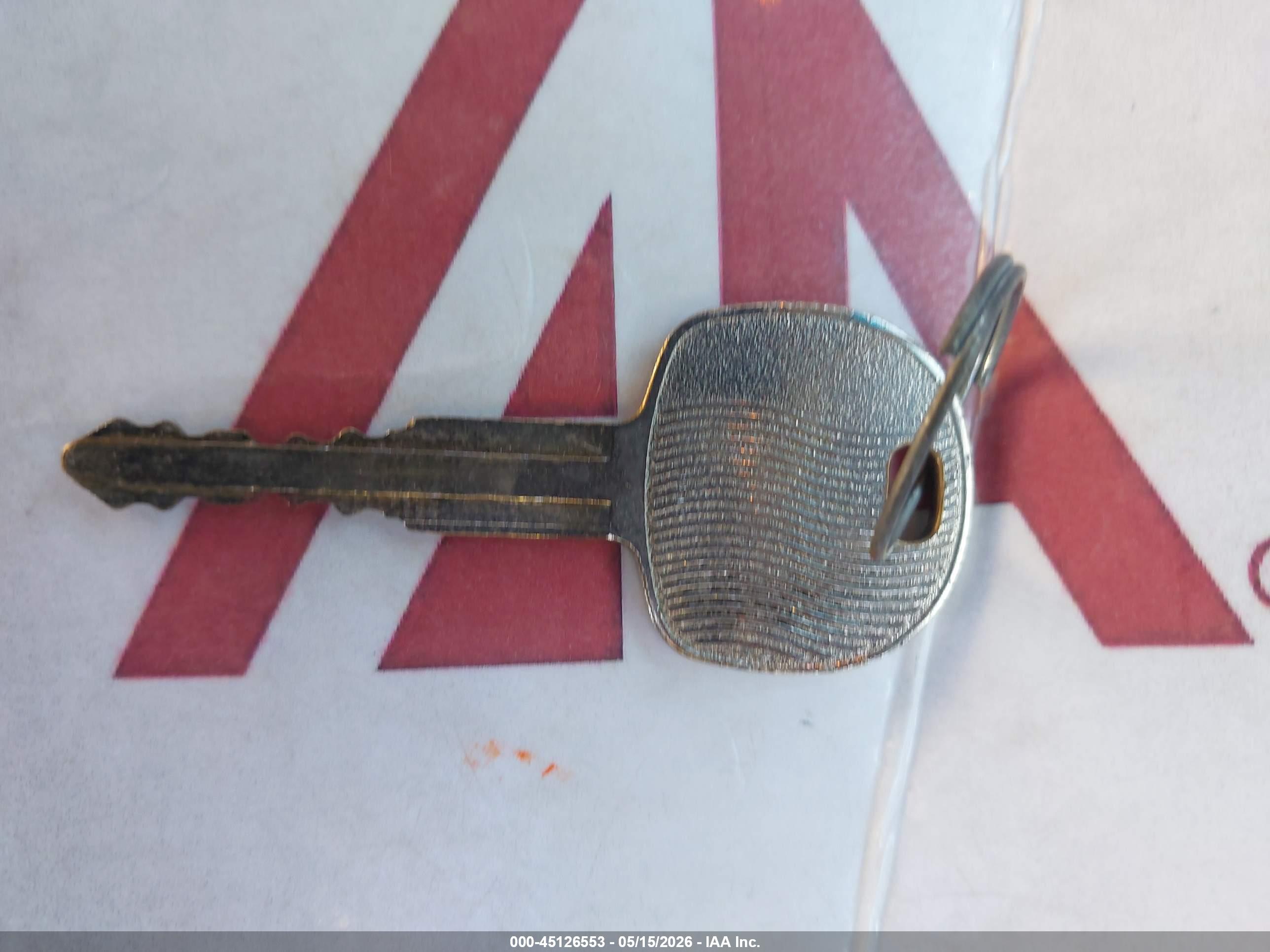 ISUZU NPR image 11