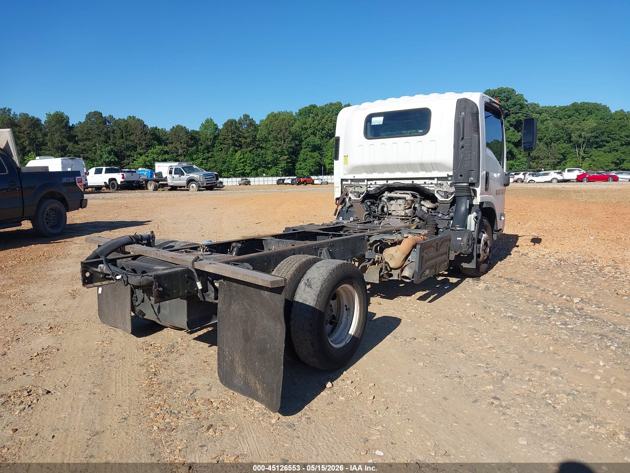 ISUZU NPR image 4