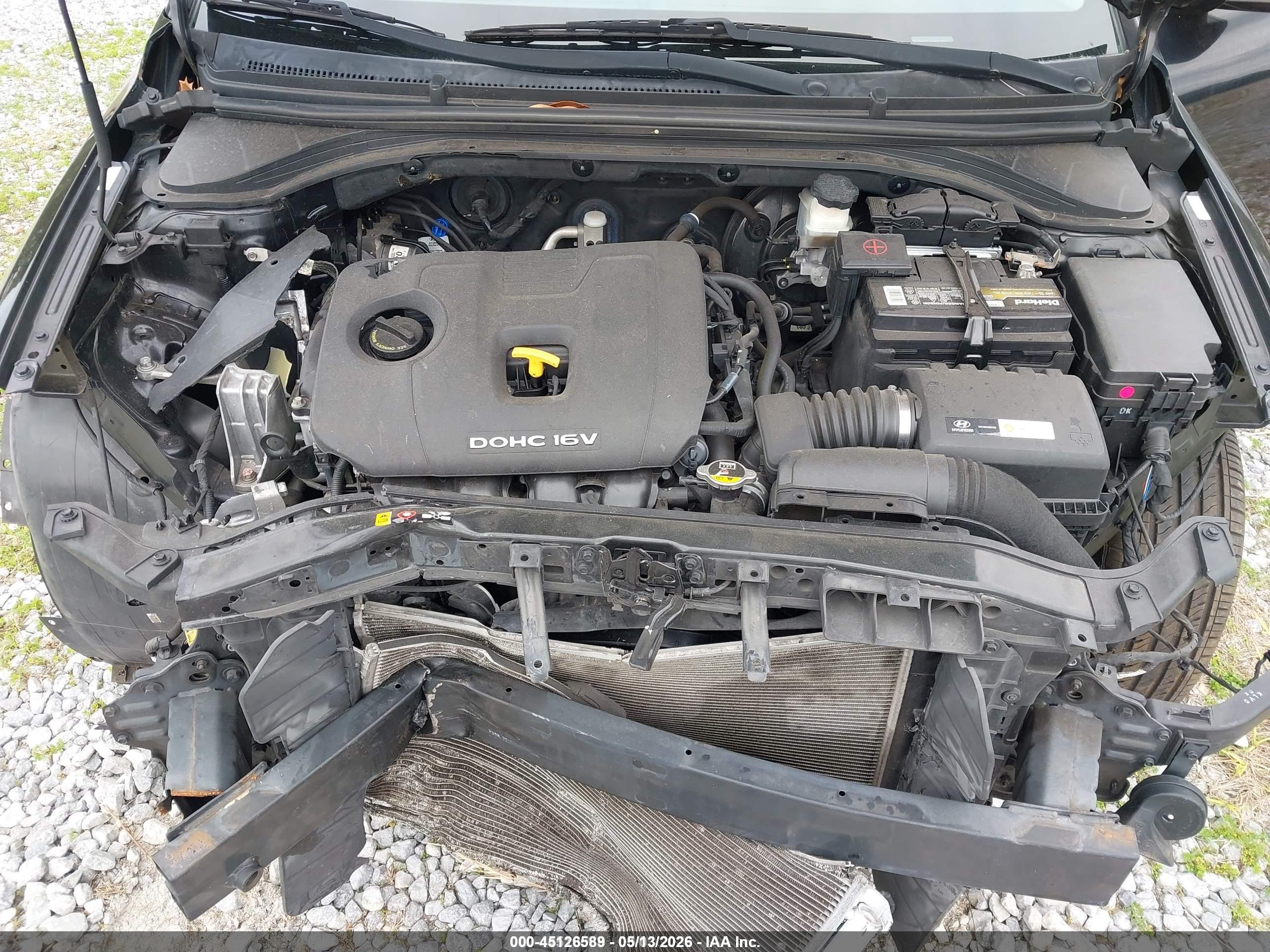 HYUNDAI ELANTRA image 10