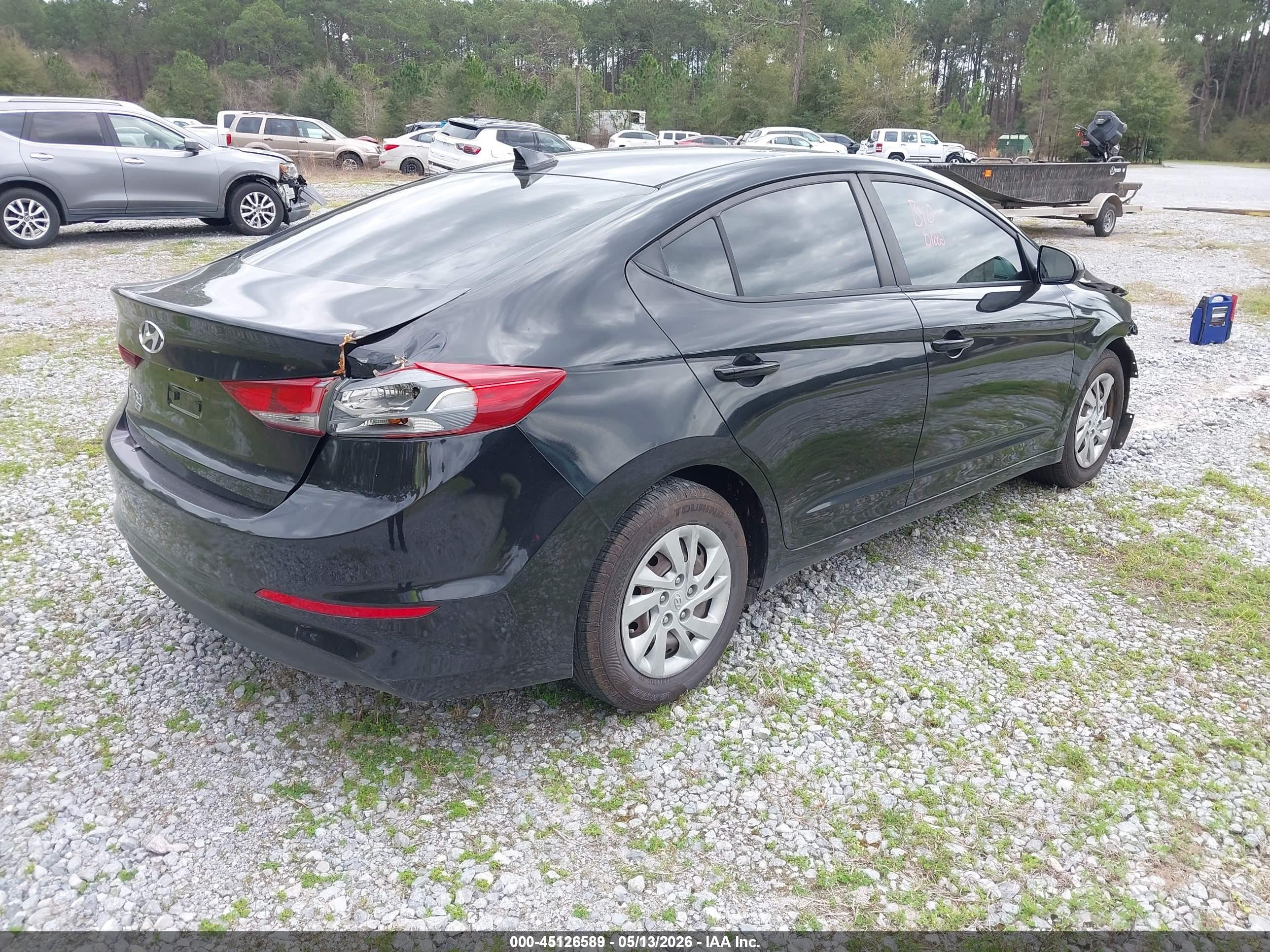 HYUNDAI ELANTRA image 4