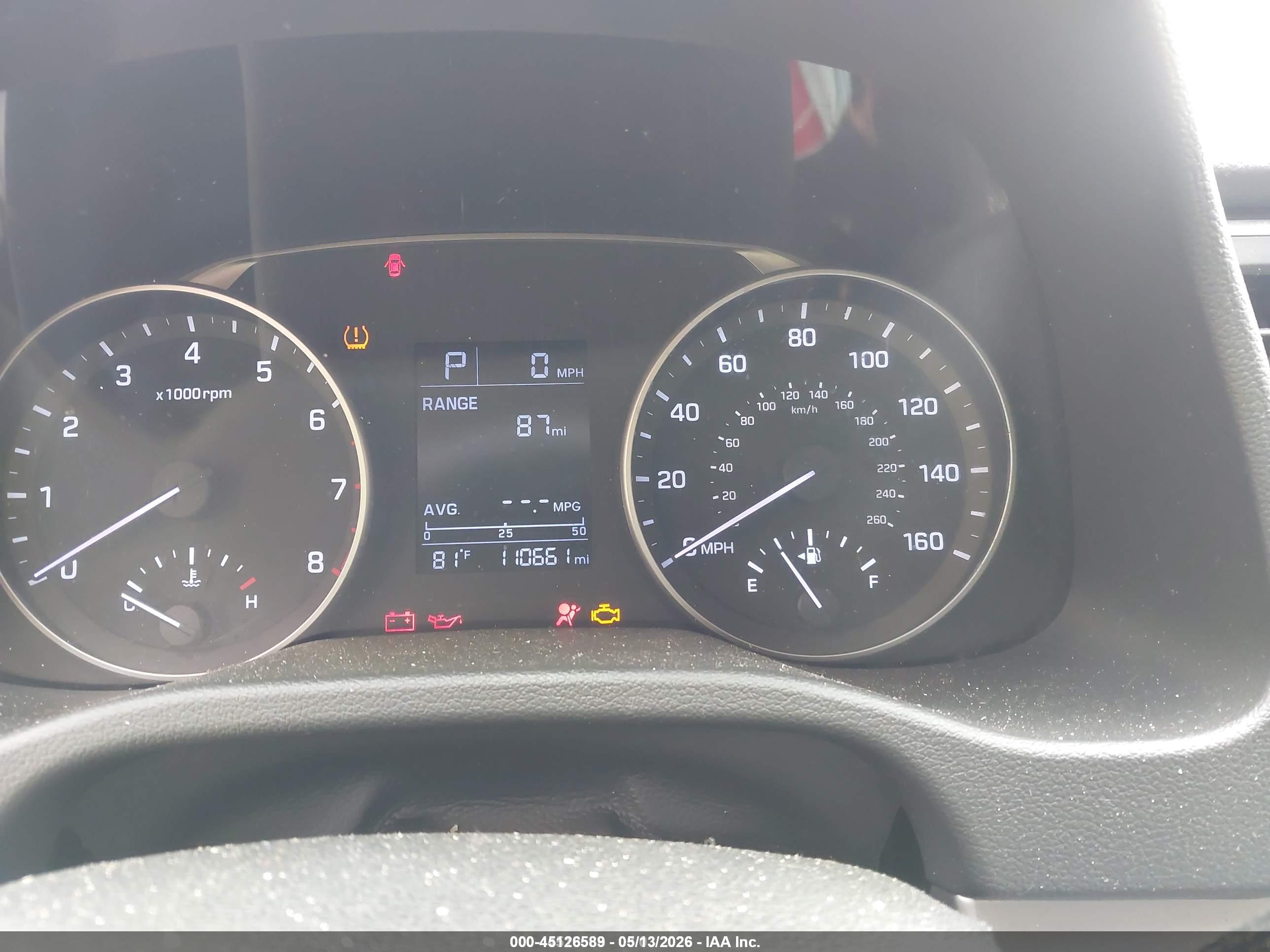 HYUNDAI ELANTRA image 7