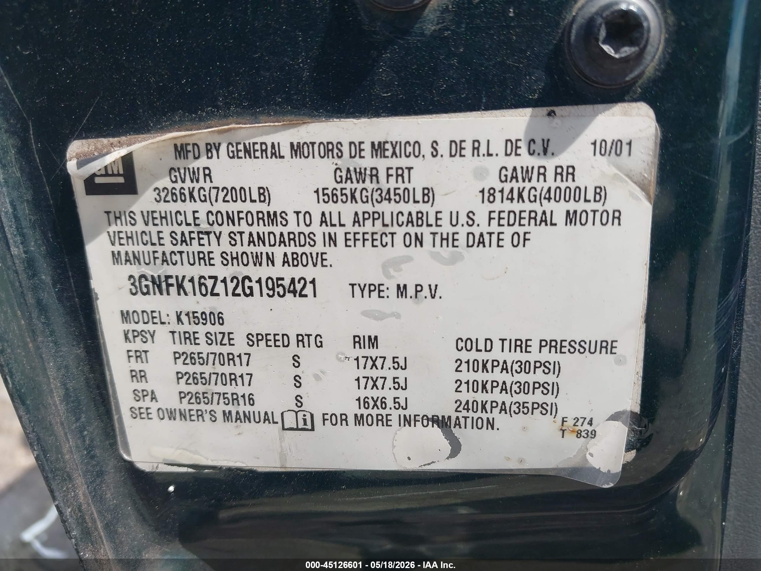 CHEVROLET SUBURBAN image 9