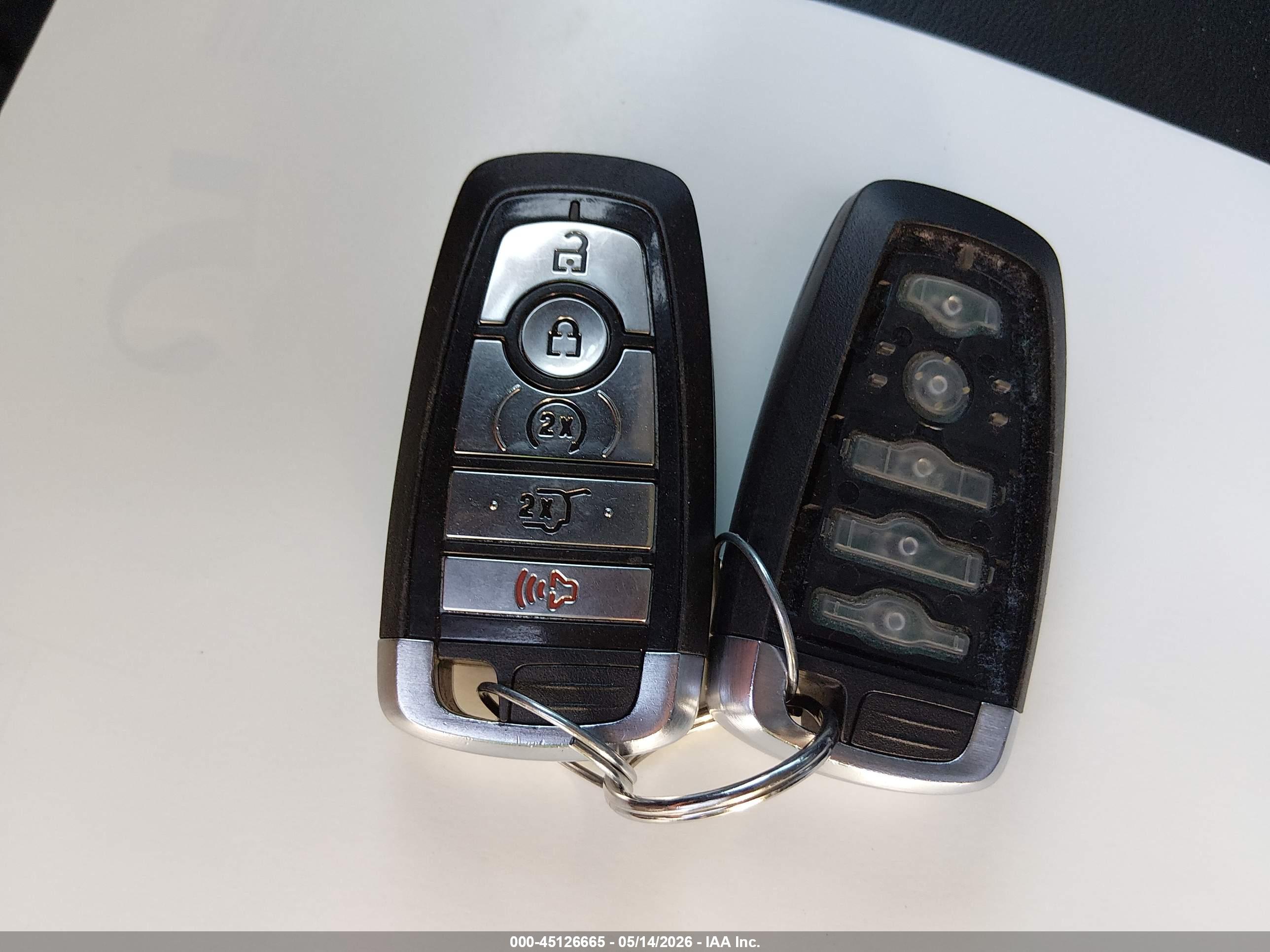 FORD EXPLORER image 11