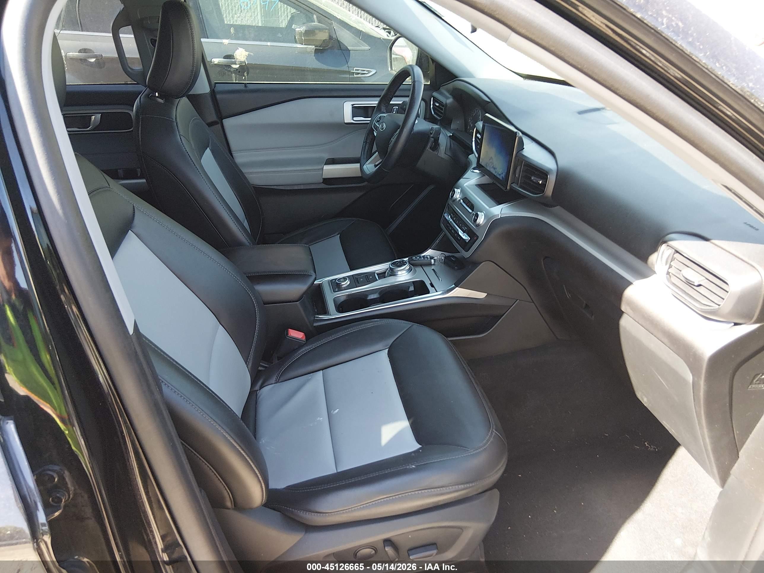 FORD EXPLORER image 5