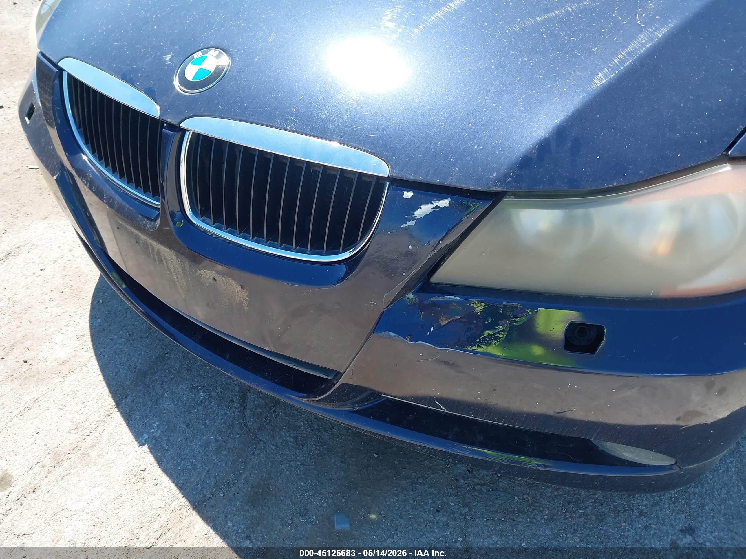 BMW 328XI image 6