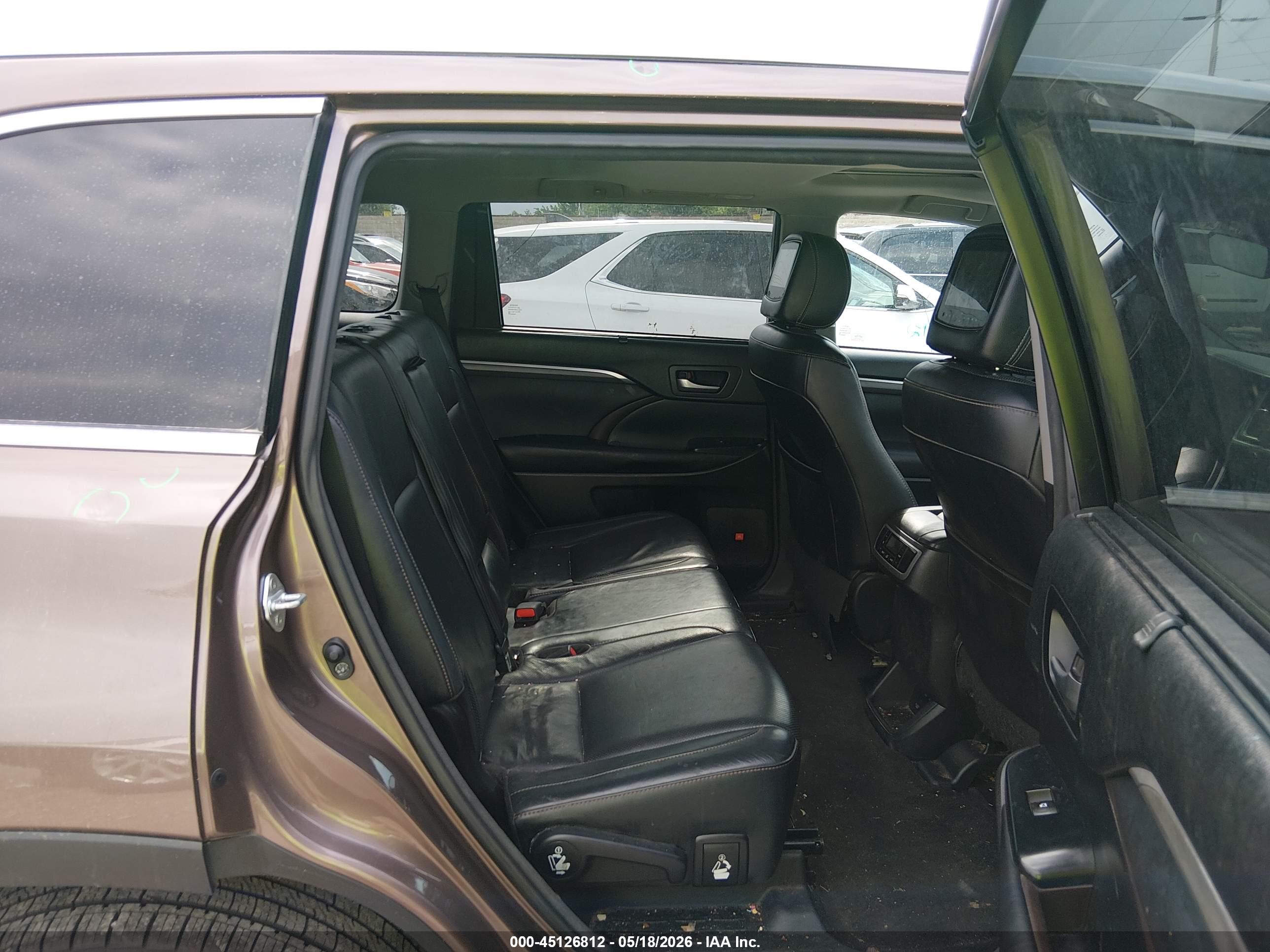 TOYOTA HIGHLANDER image 8