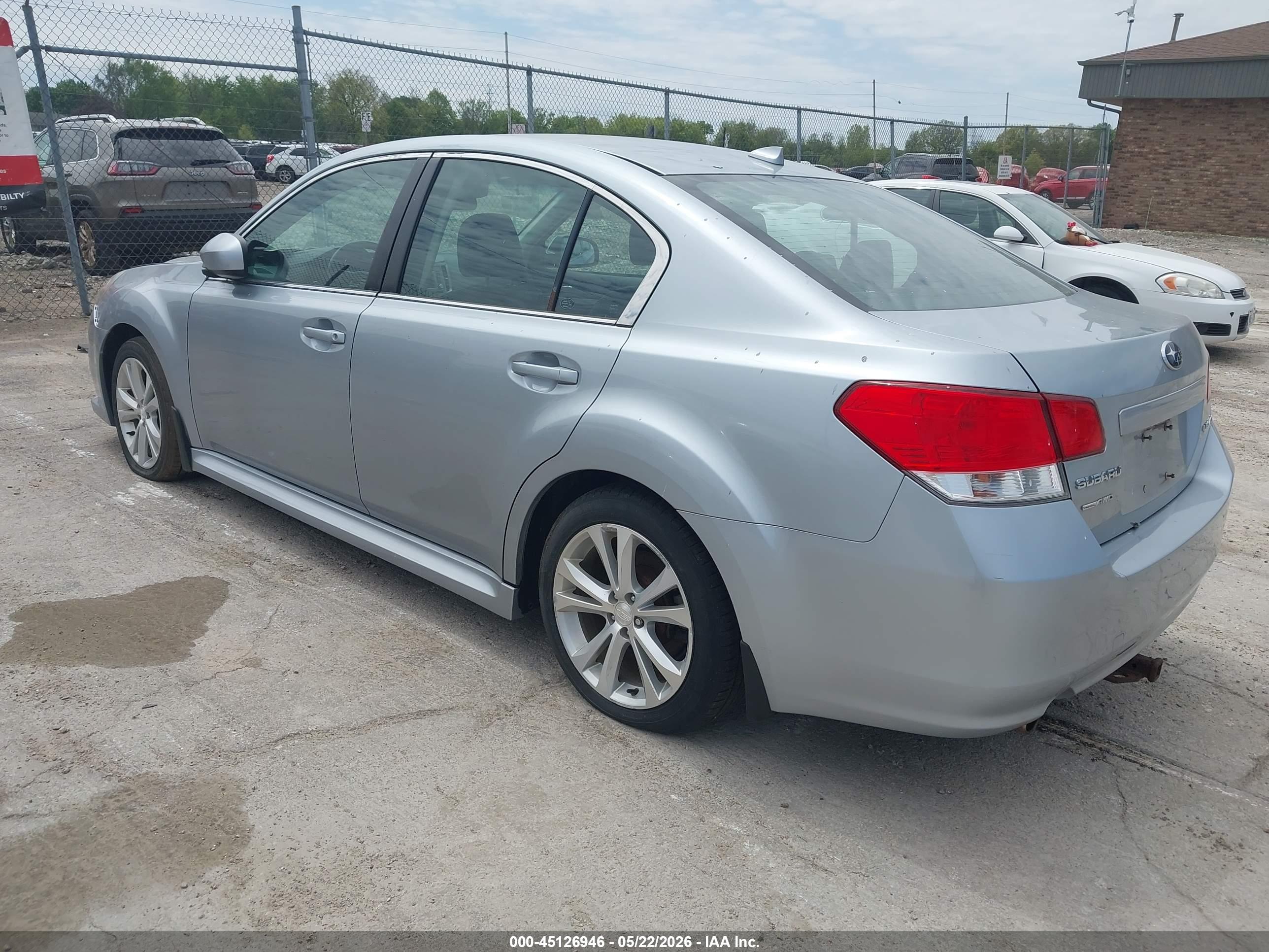 SUBARU LEGACY image 3