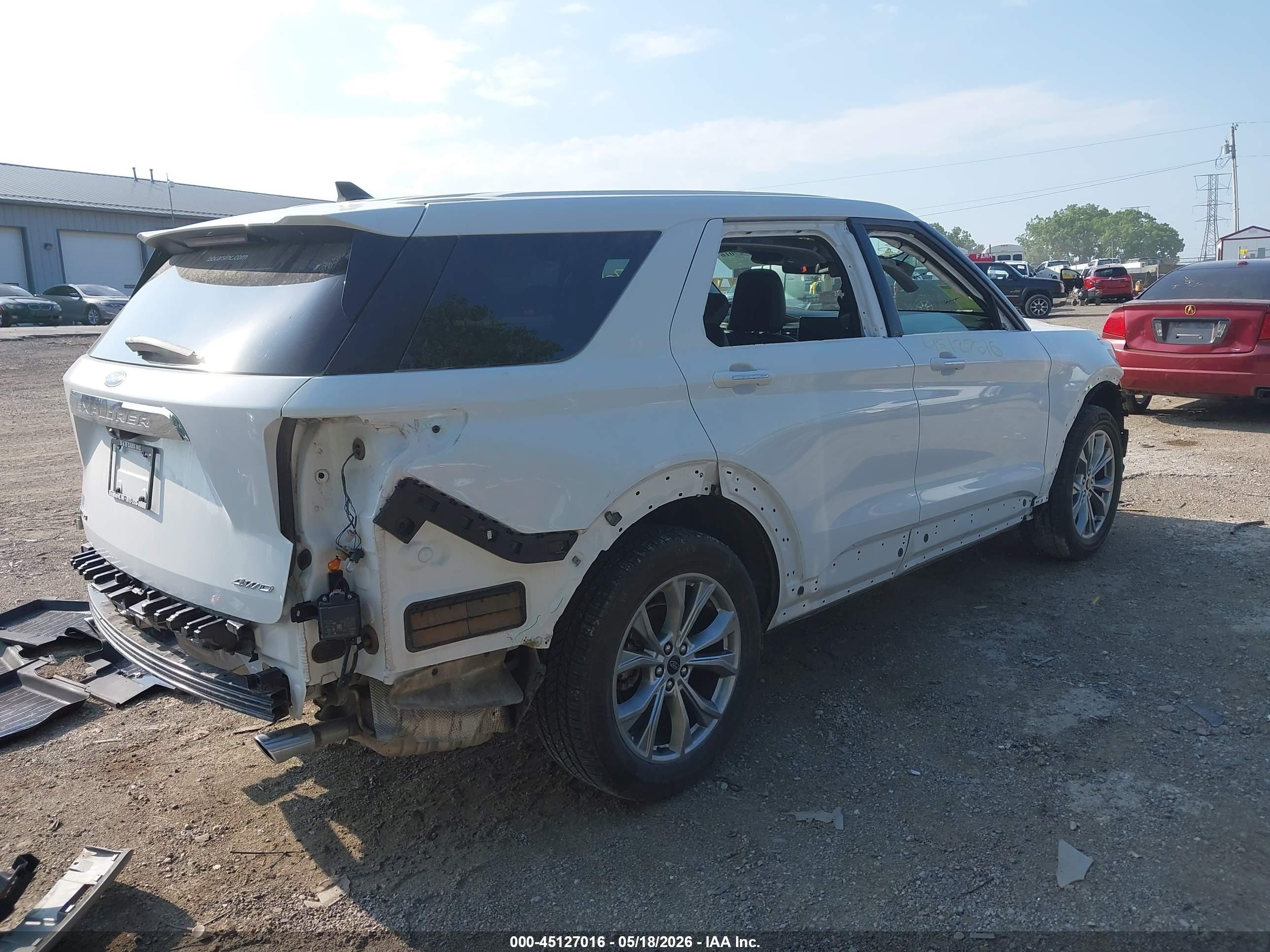 FORD EXPLORER image 4