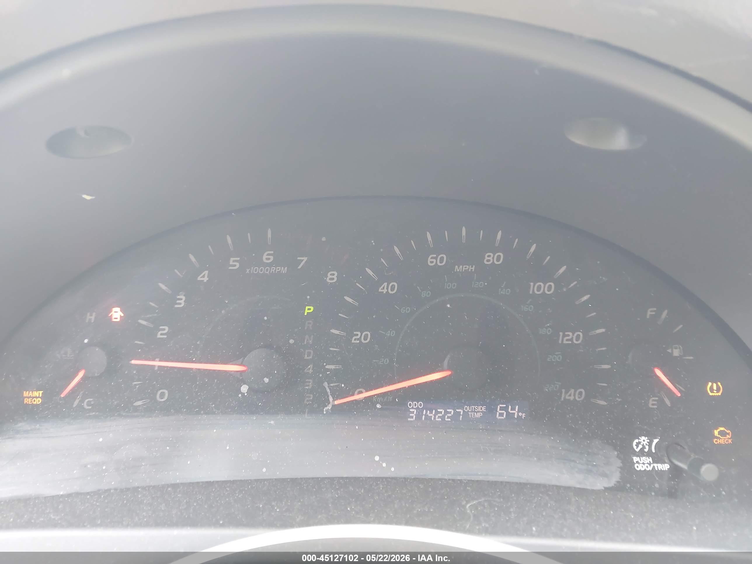 TOYOTA CAMRY image 7