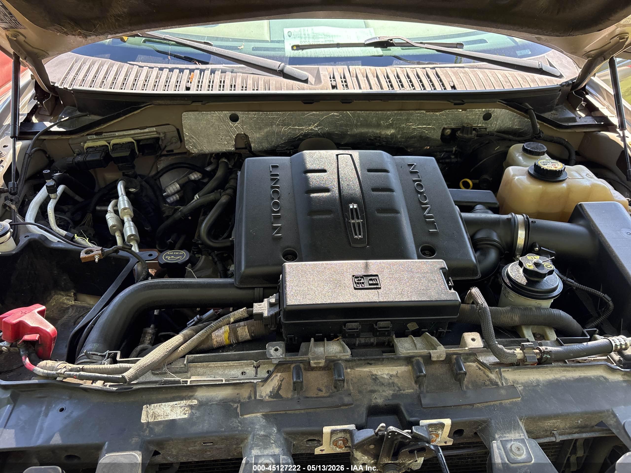 LINCOLN NAVIGATOR image 10