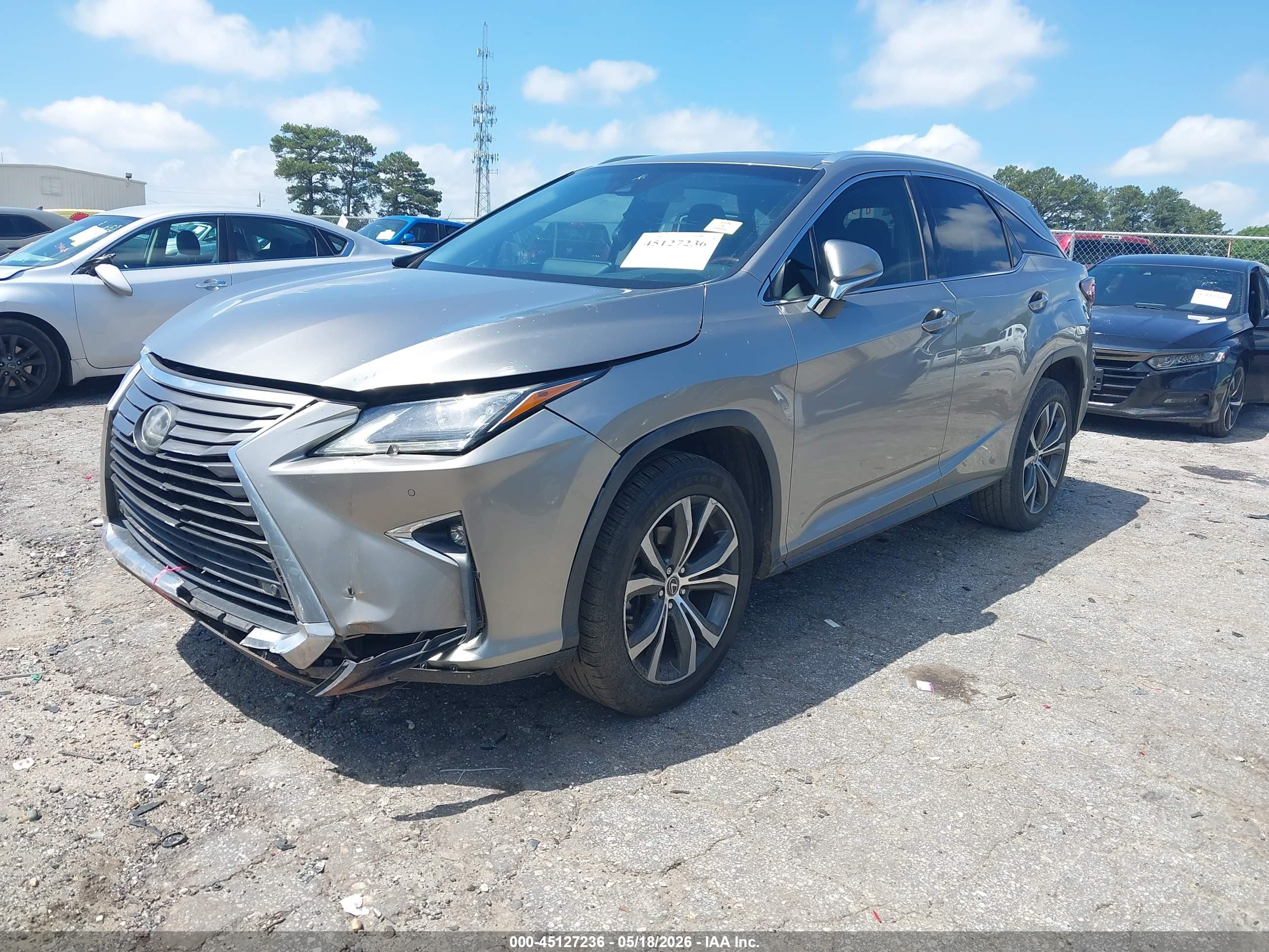 LEXUS RX image 2