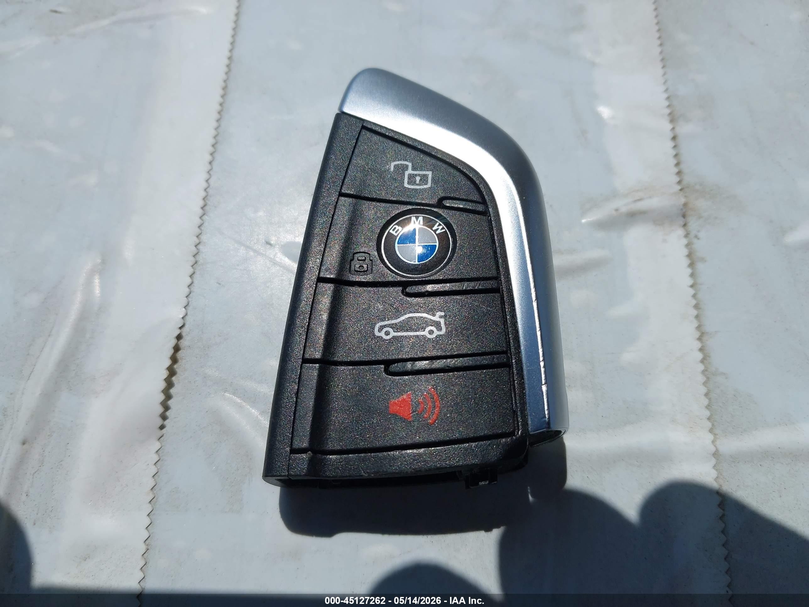 BMW 330I image 11