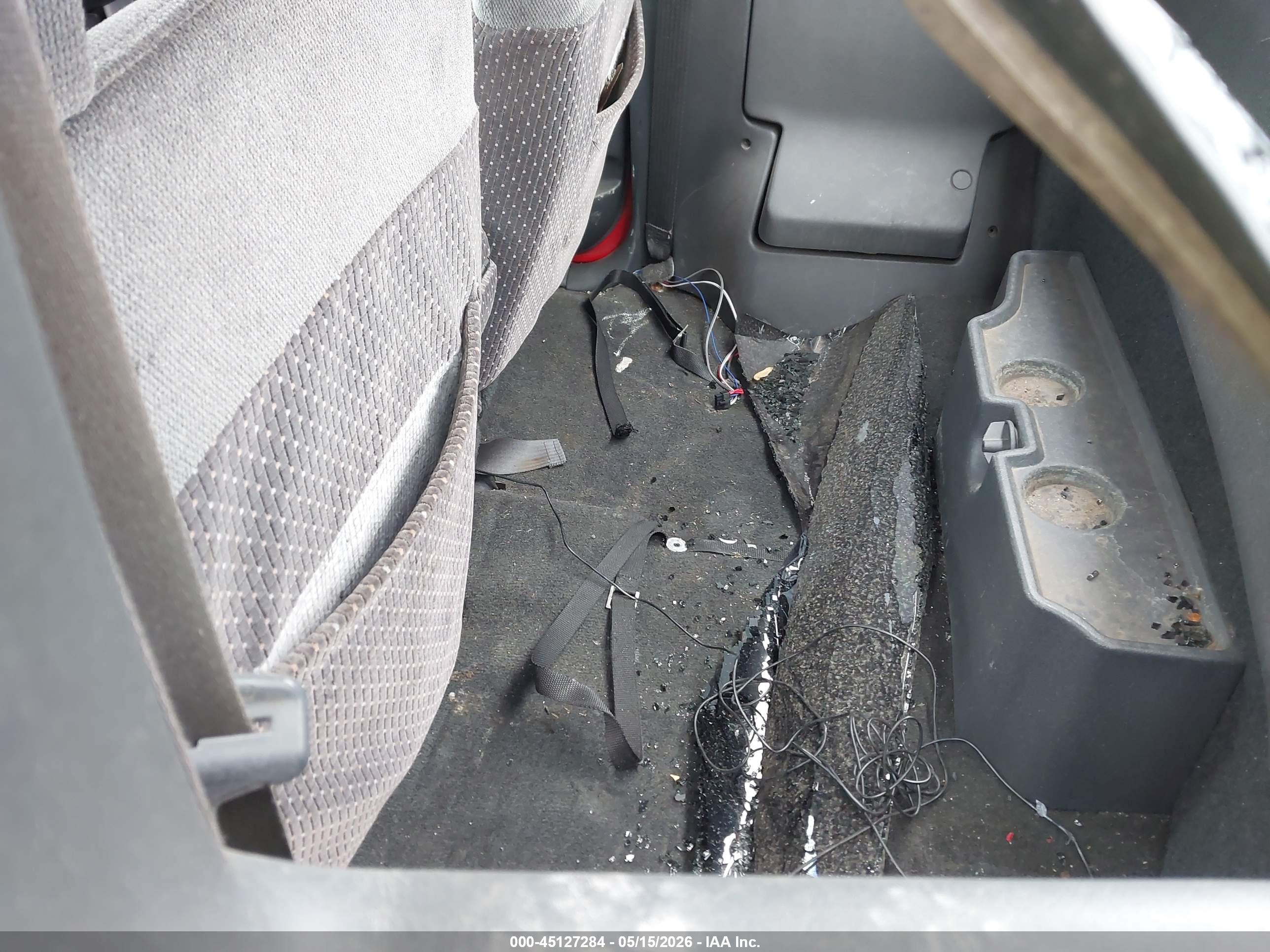 GMC SONOMA image 8