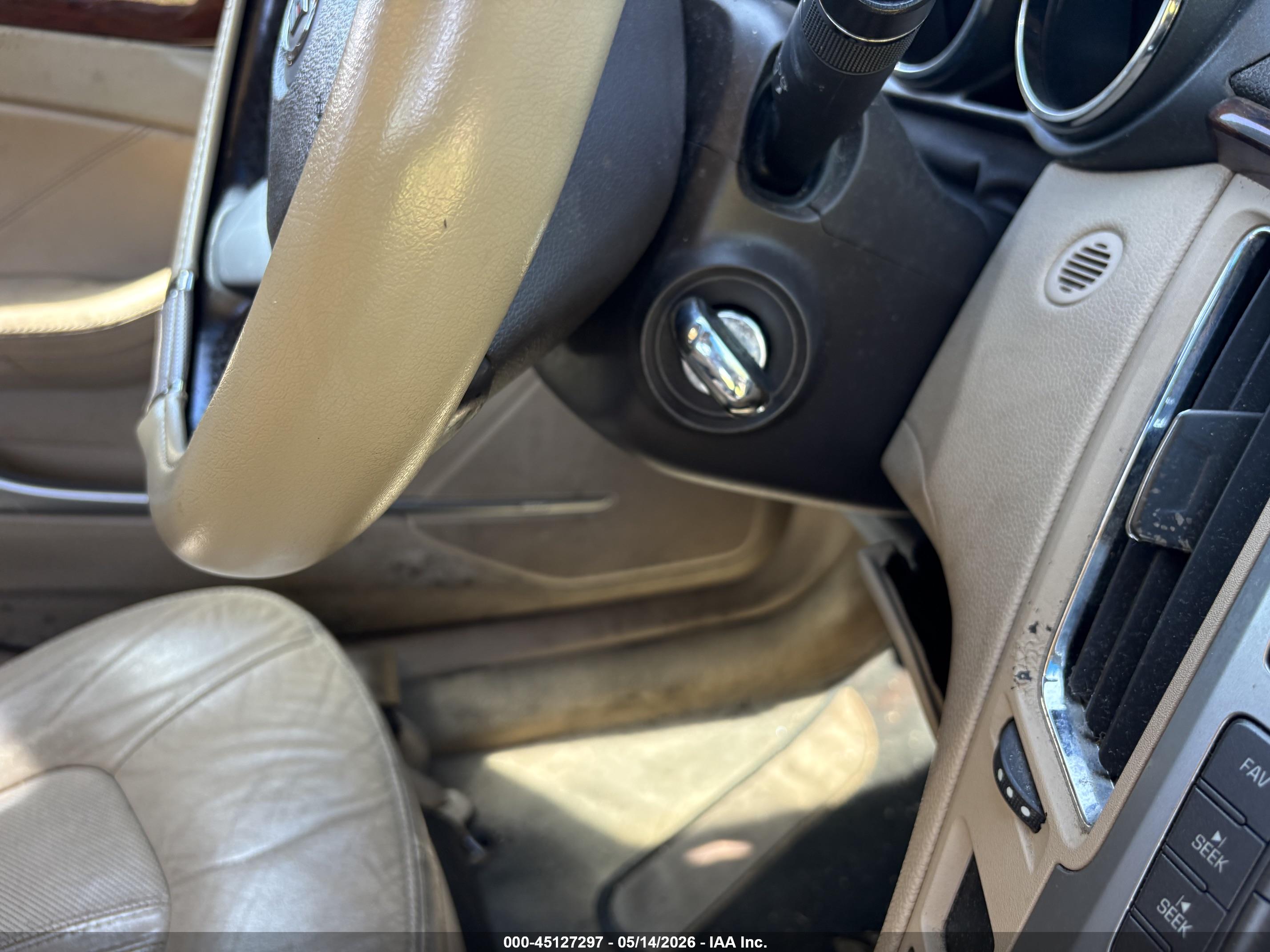 CADILLAC CTS image 11
