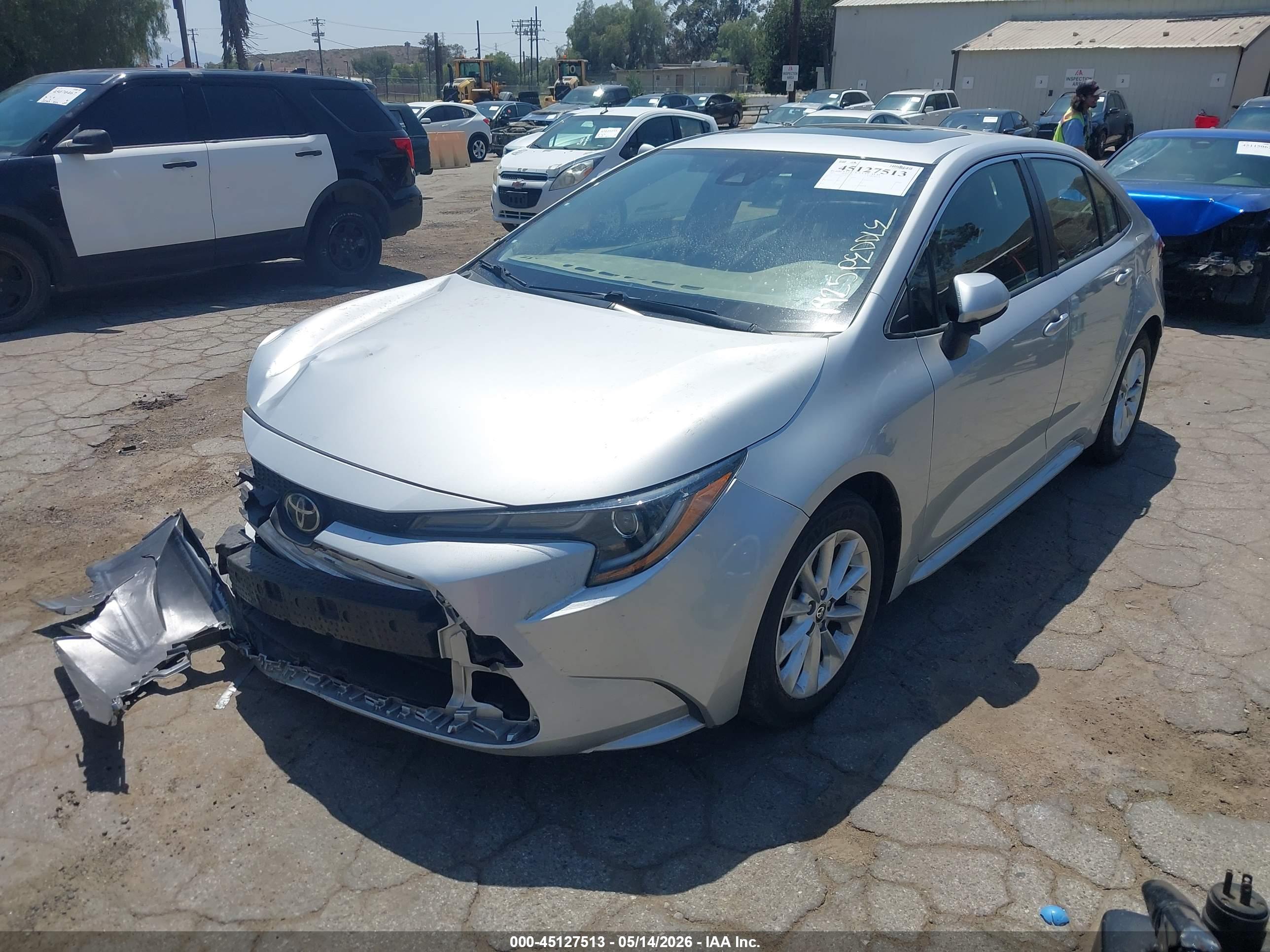 TOYOTA COROLLA image 2