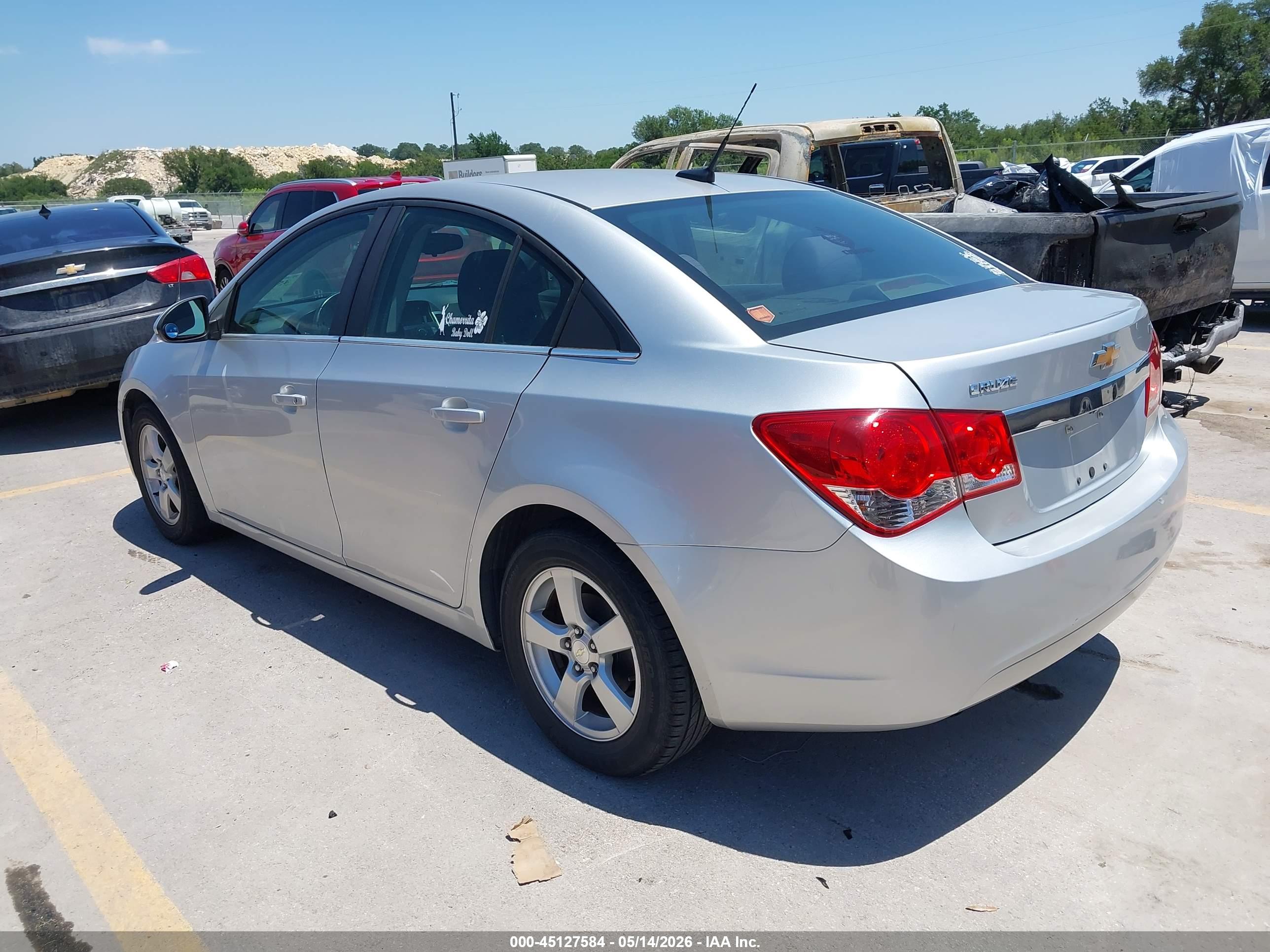CHEVROLET CRUZE image 3