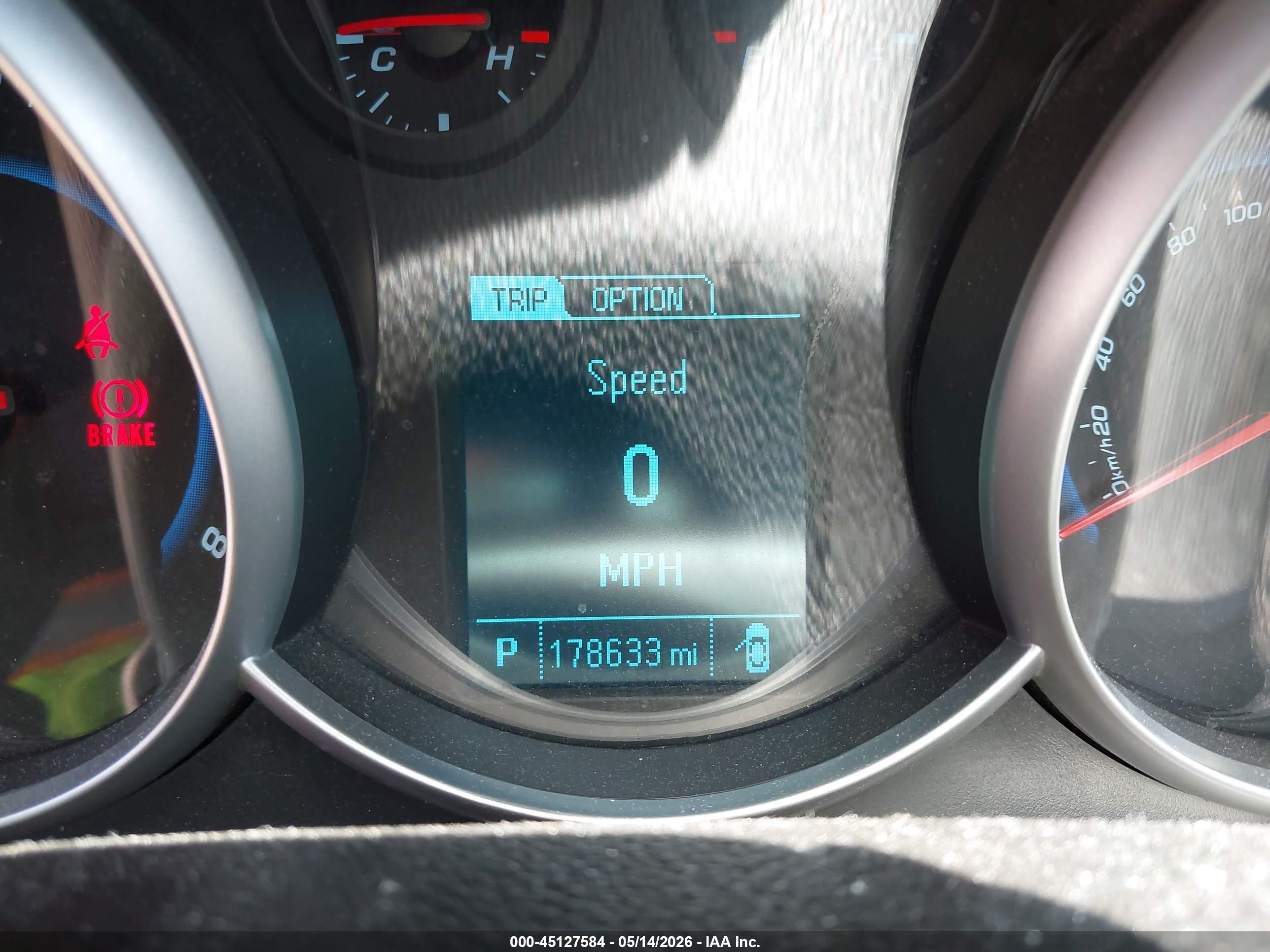 CHEVROLET CRUZE image 7