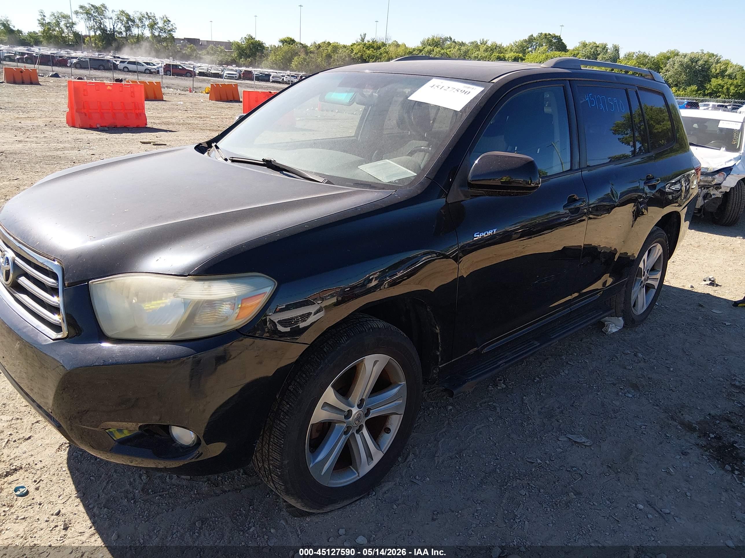 TOYOTA HIGHLANDER image 2