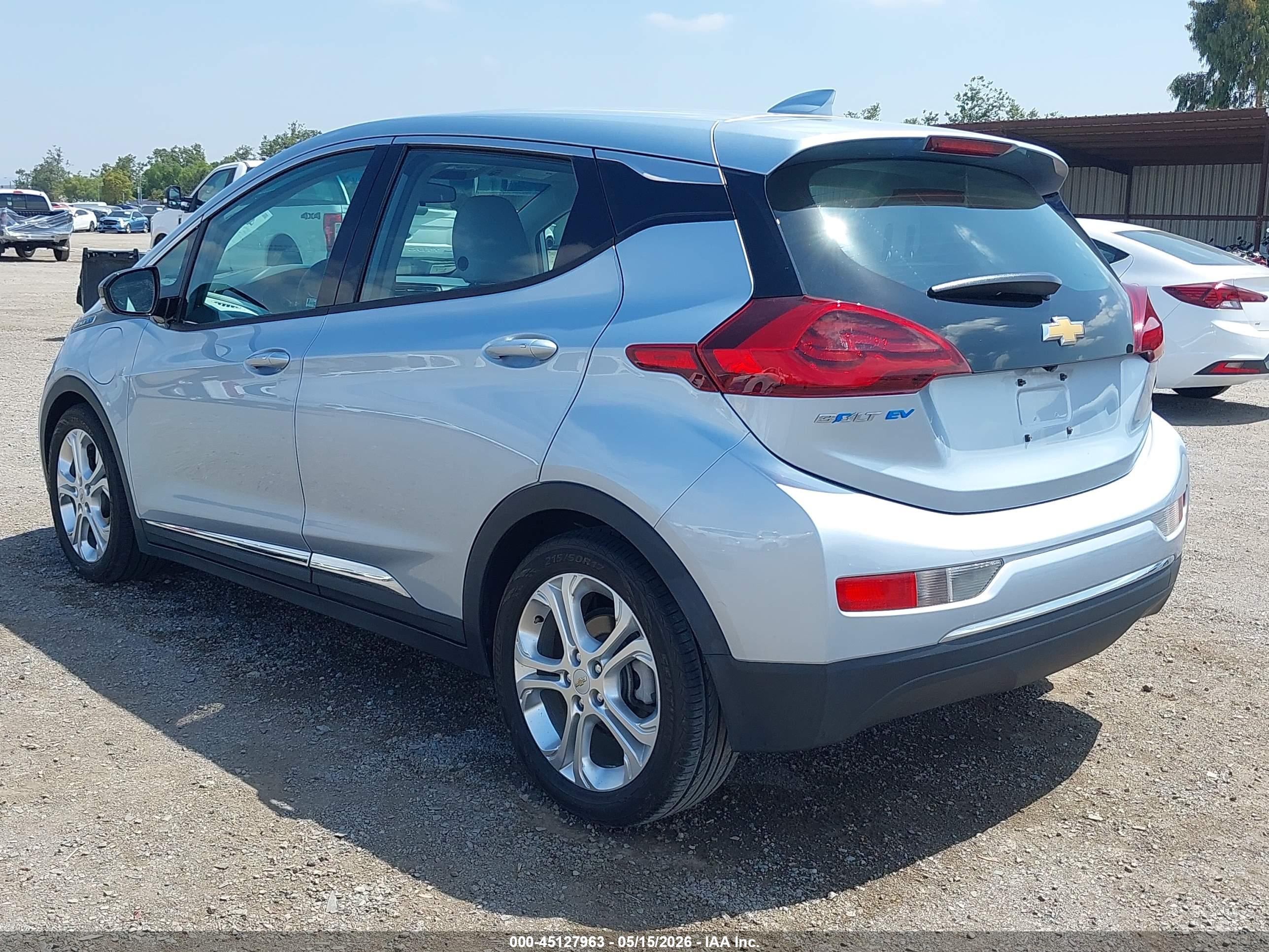 CHEVROLET BOLT image 3