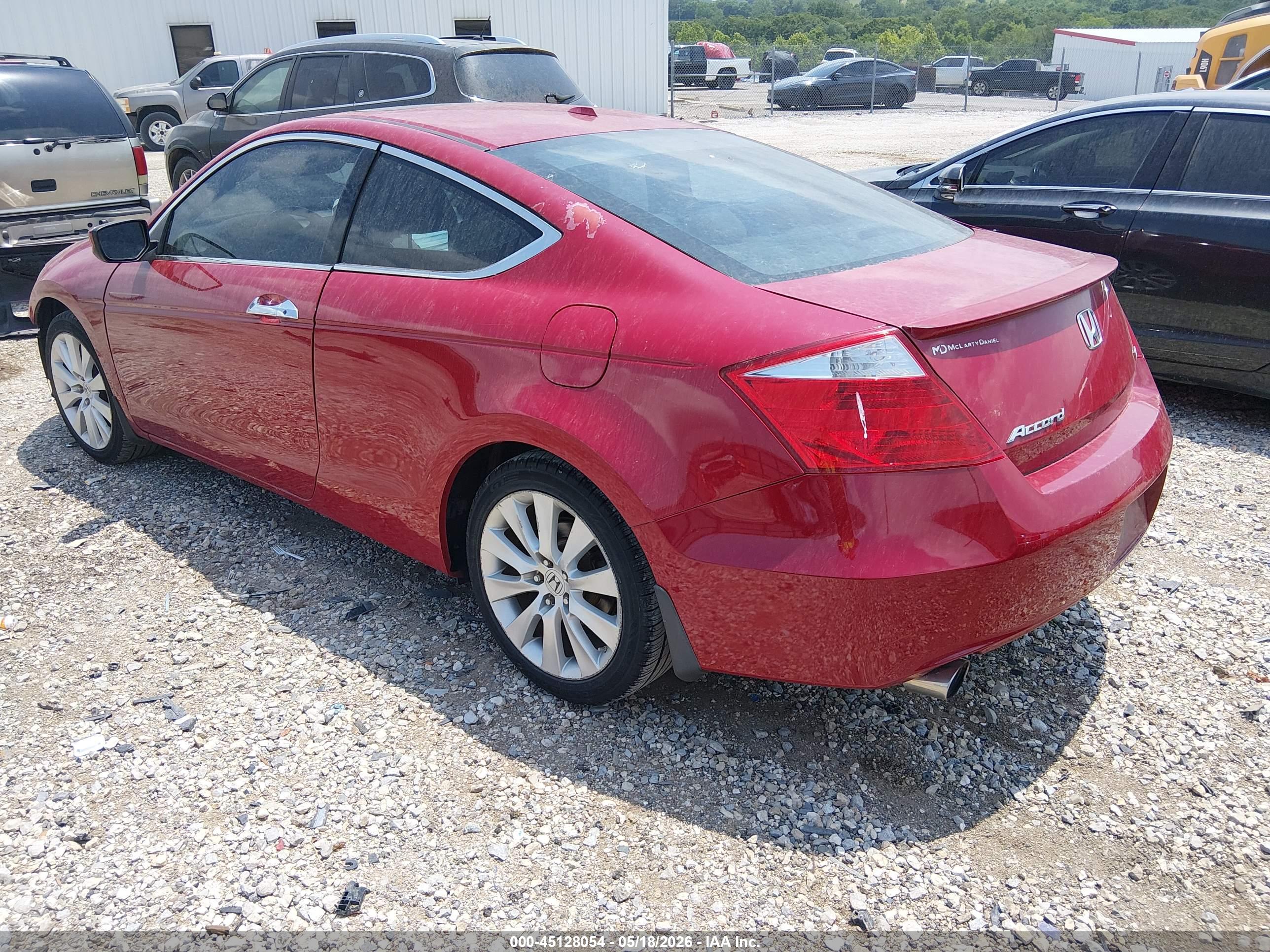 HONDA ACCORD image 3