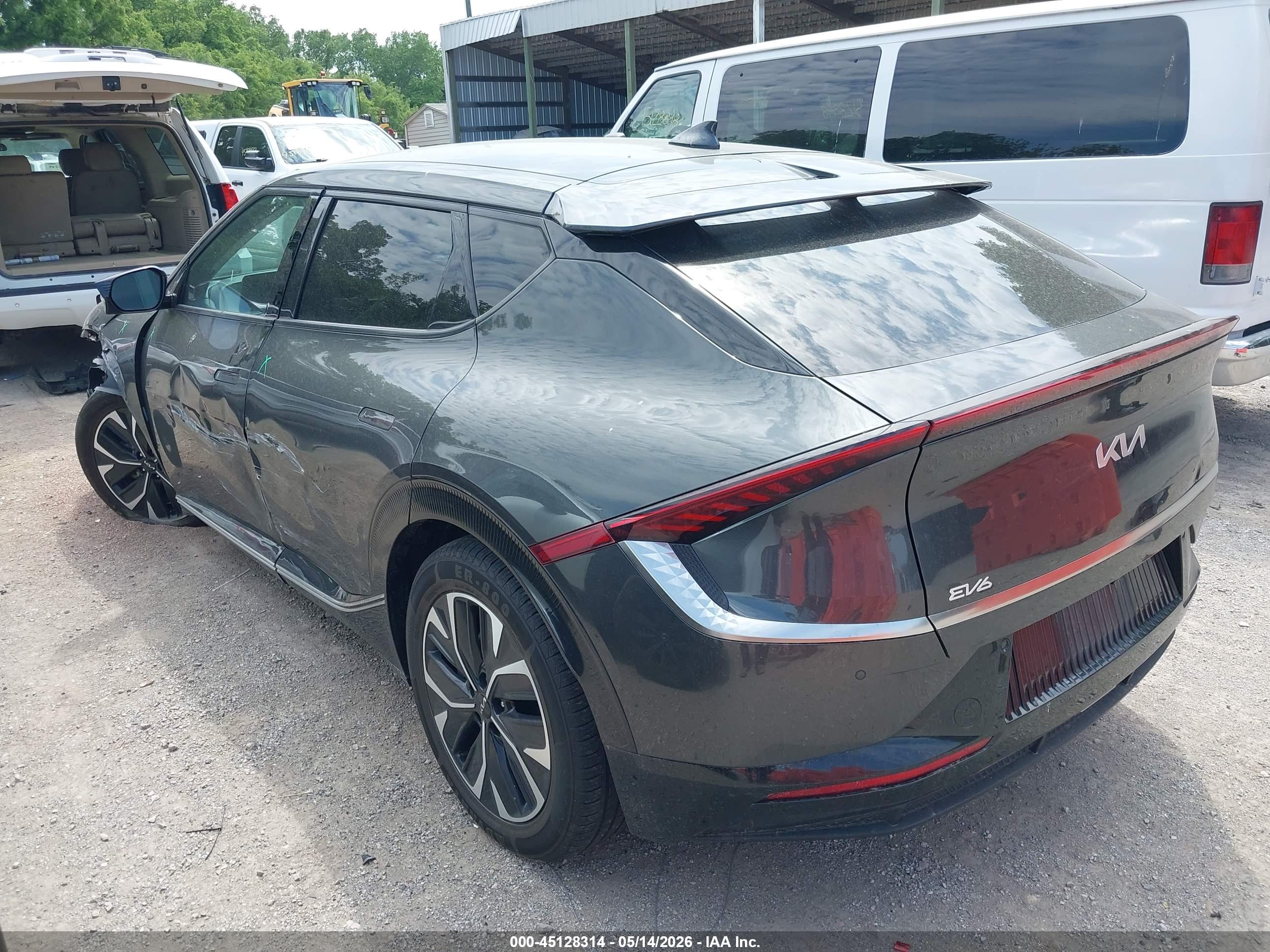 KIA EV6 image 3