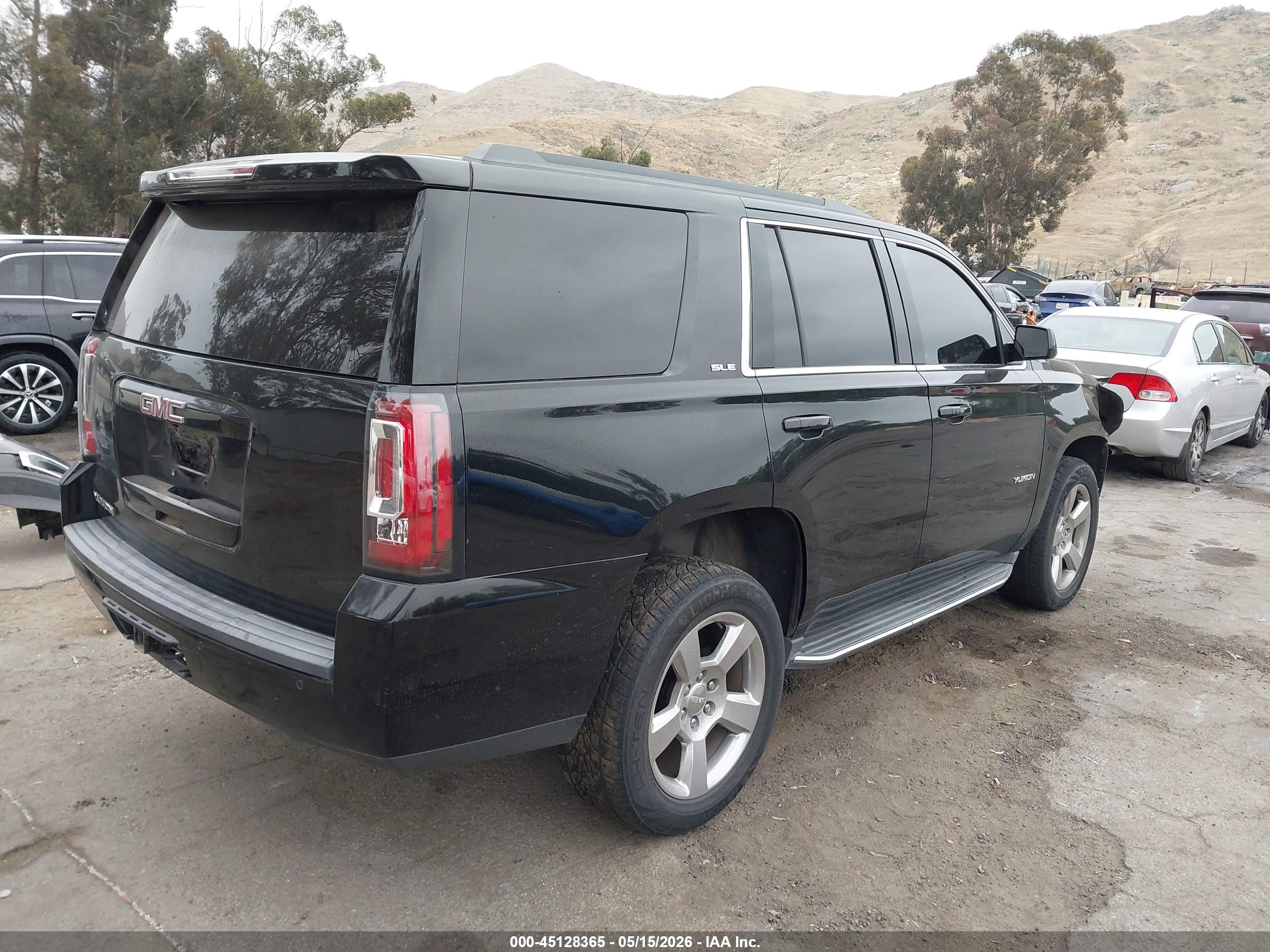 GMC YUKON image 4
