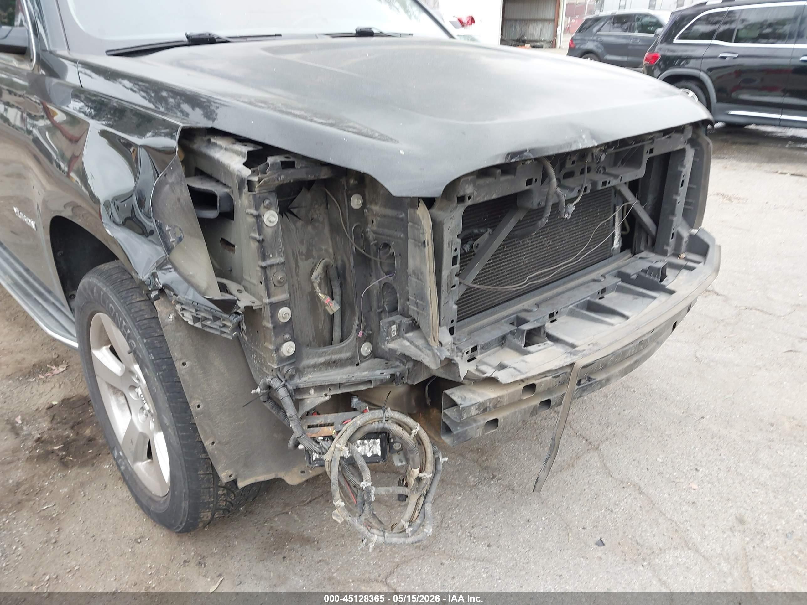 GMC YUKON image 6