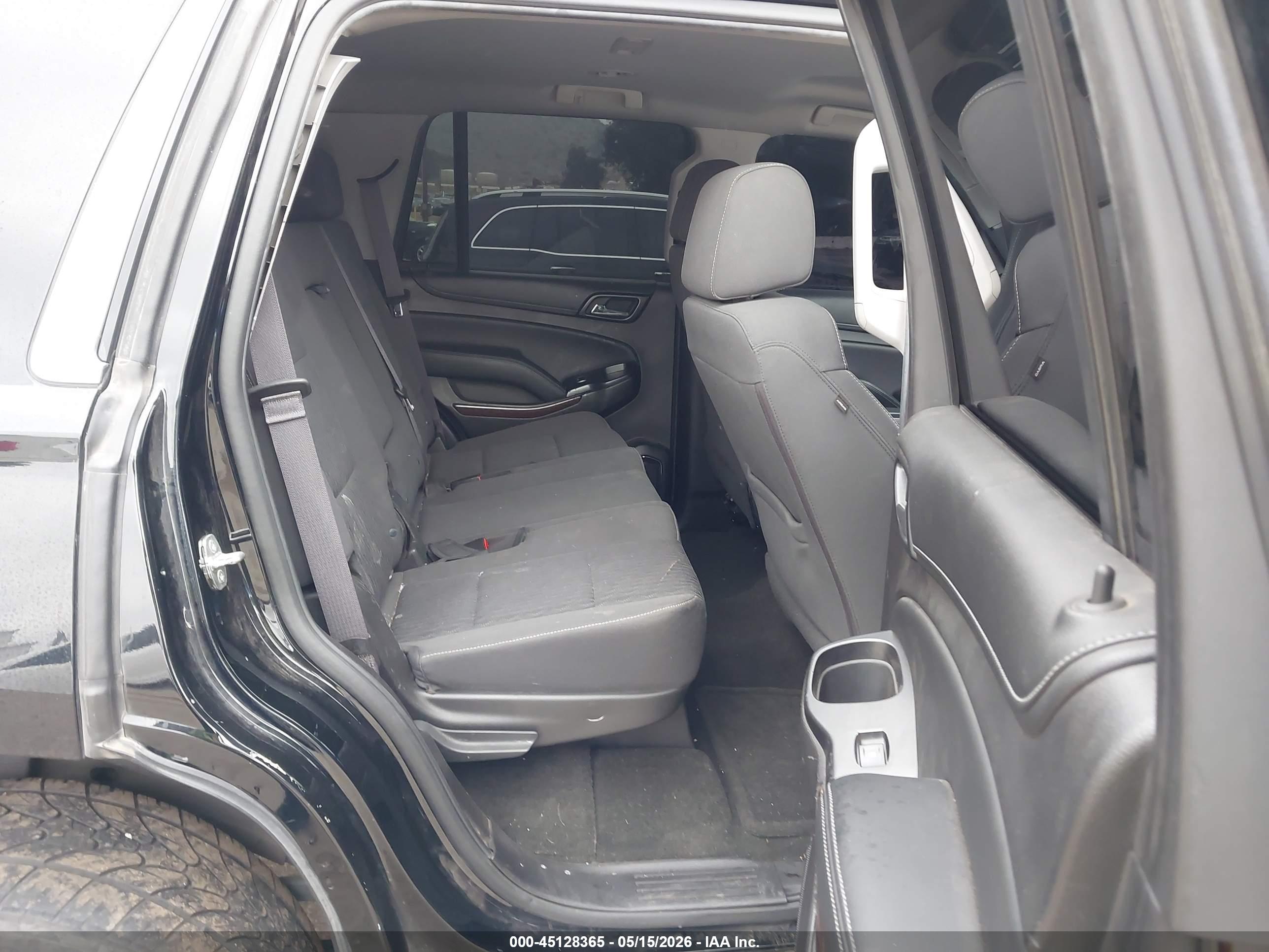 GMC YUKON image 8