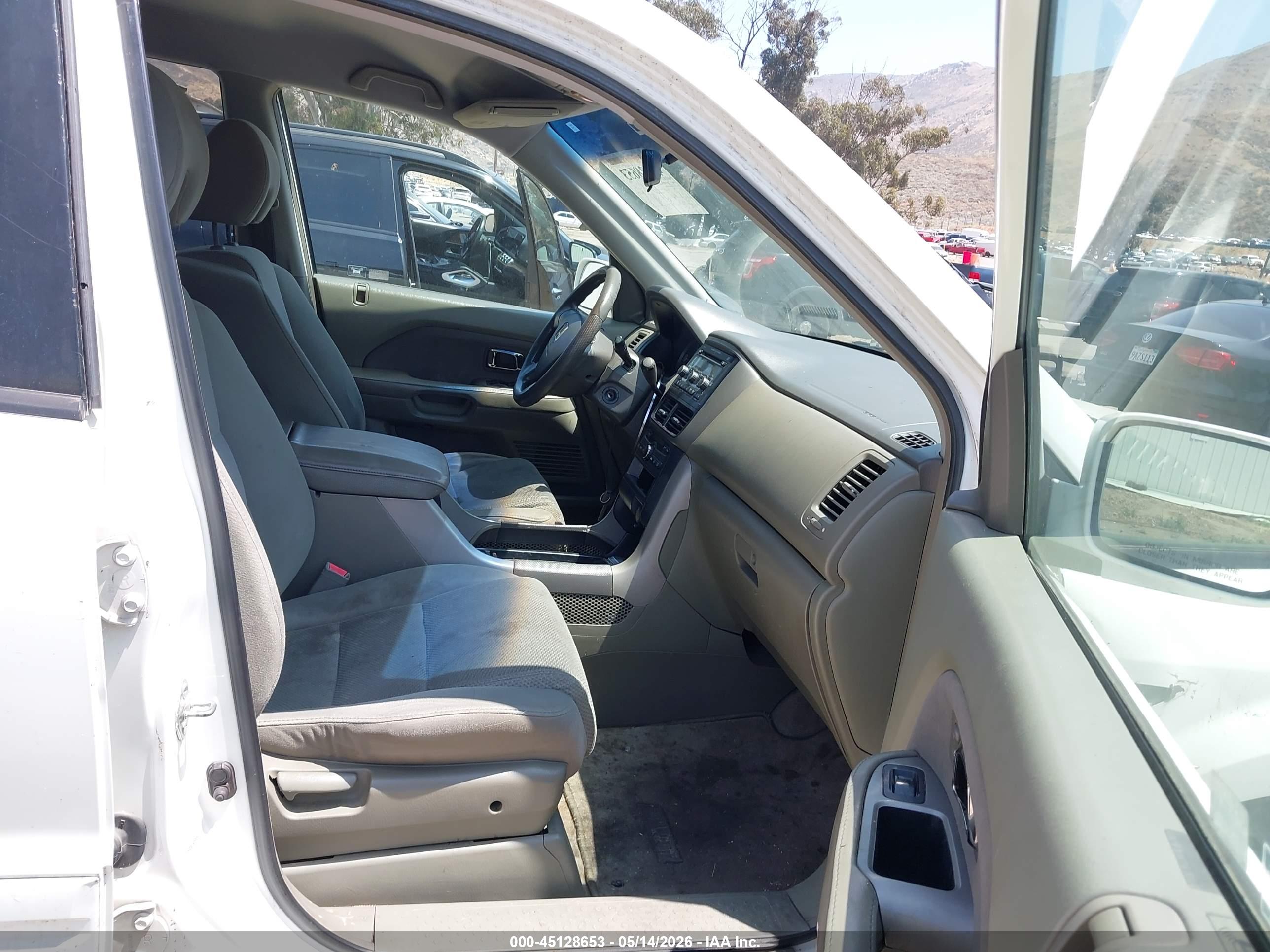 HONDA PILOT image 5
